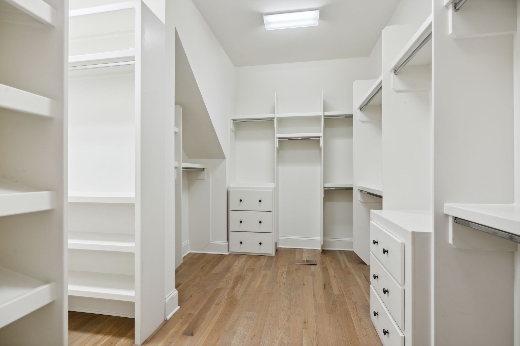 1022 Benelli Park Ct