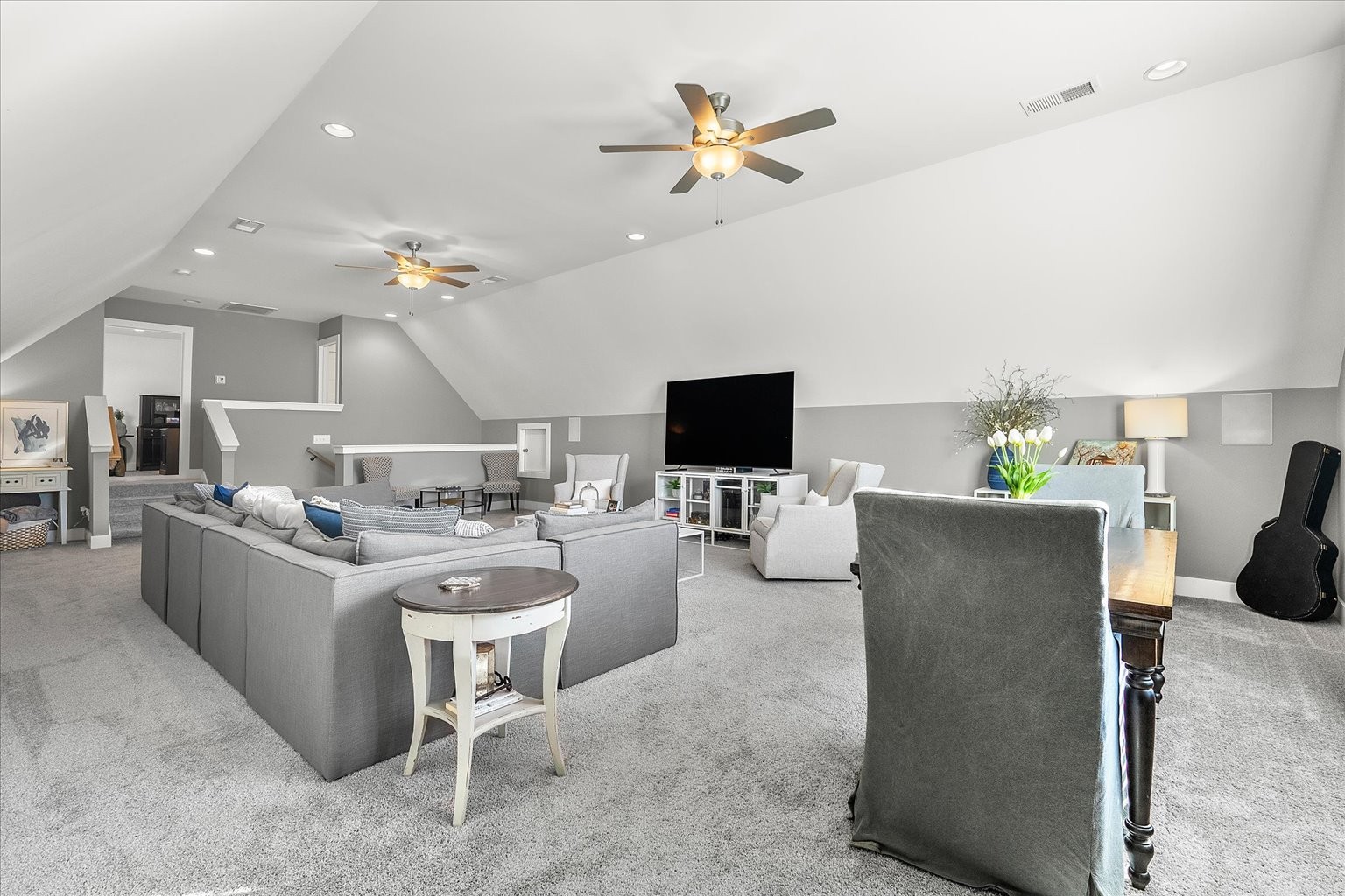 227 Amana Dr