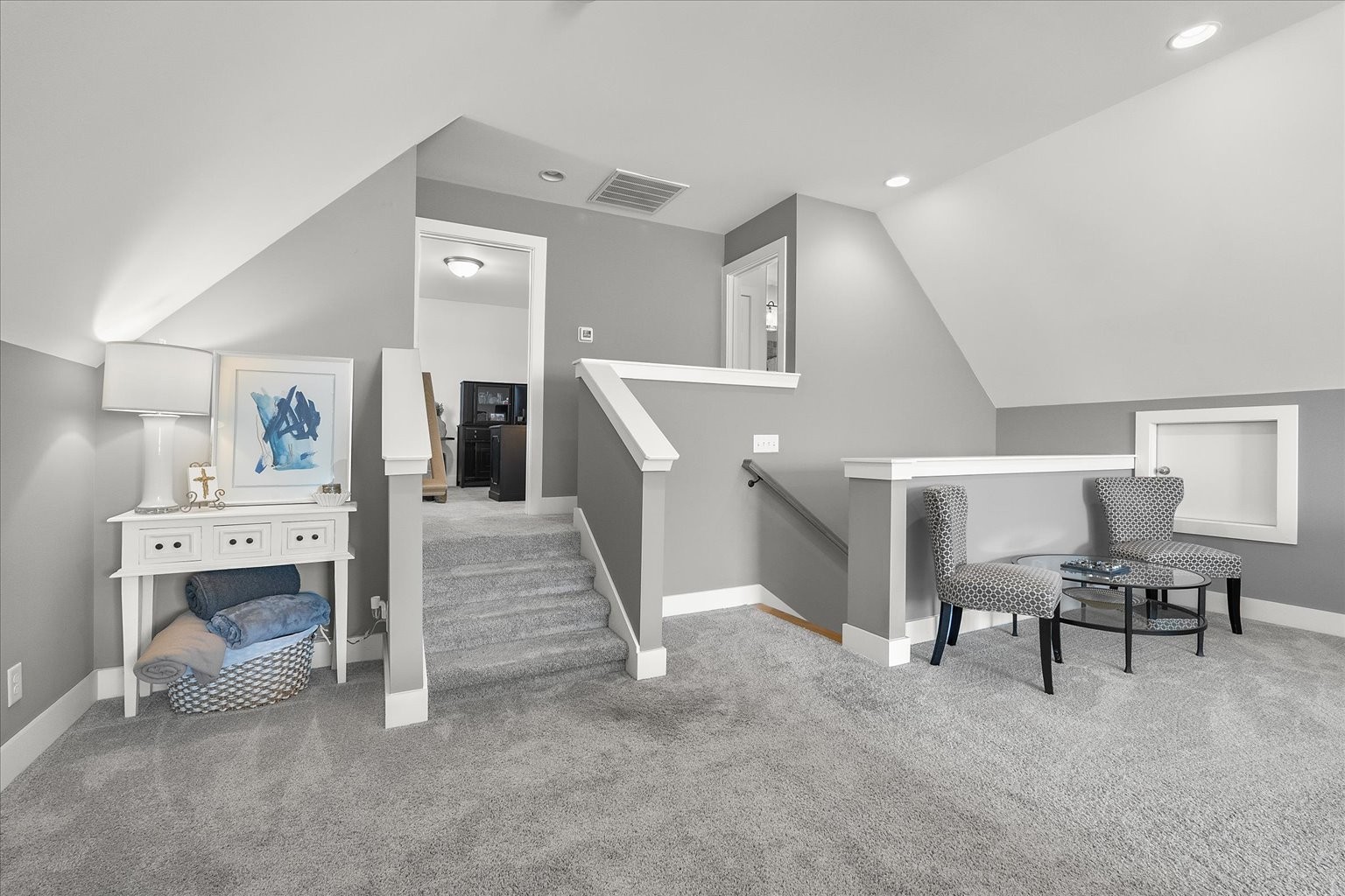 227 Amana Dr