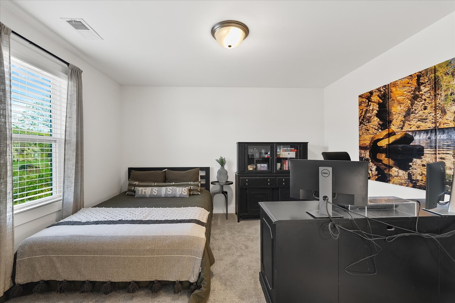 227 Amana Dr