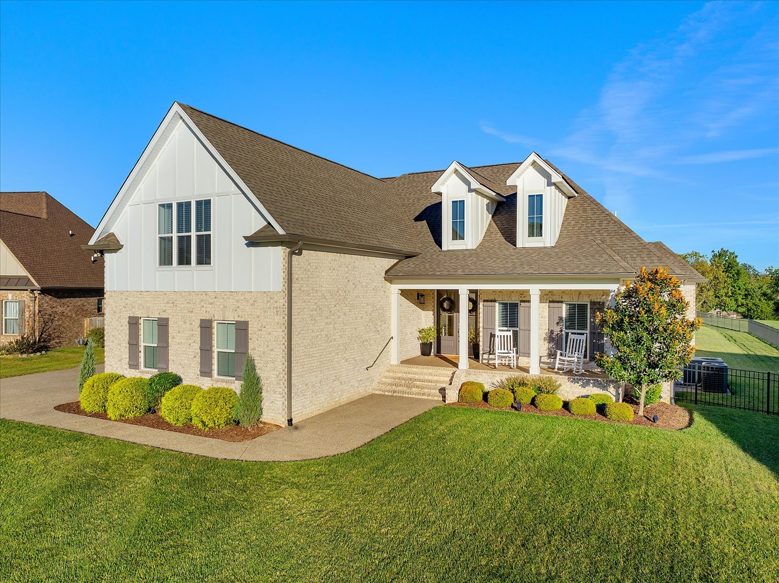 227 Amana Dr