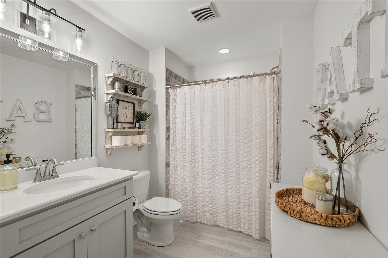 227 Amana Dr