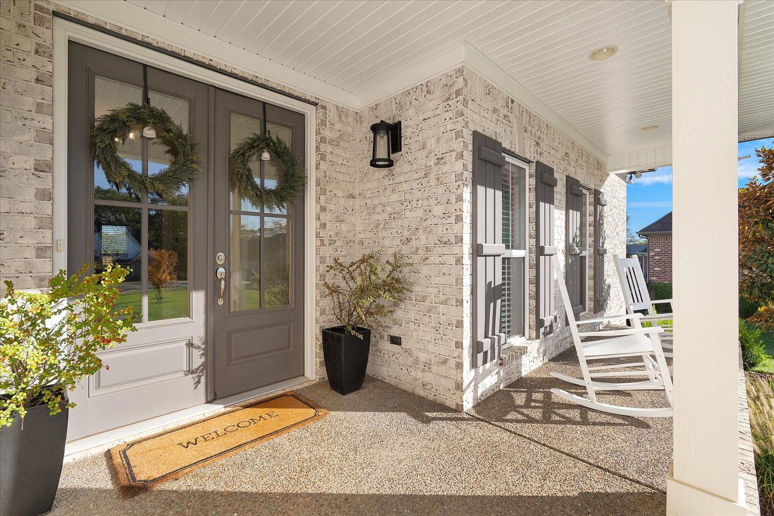 227 Amana Dr