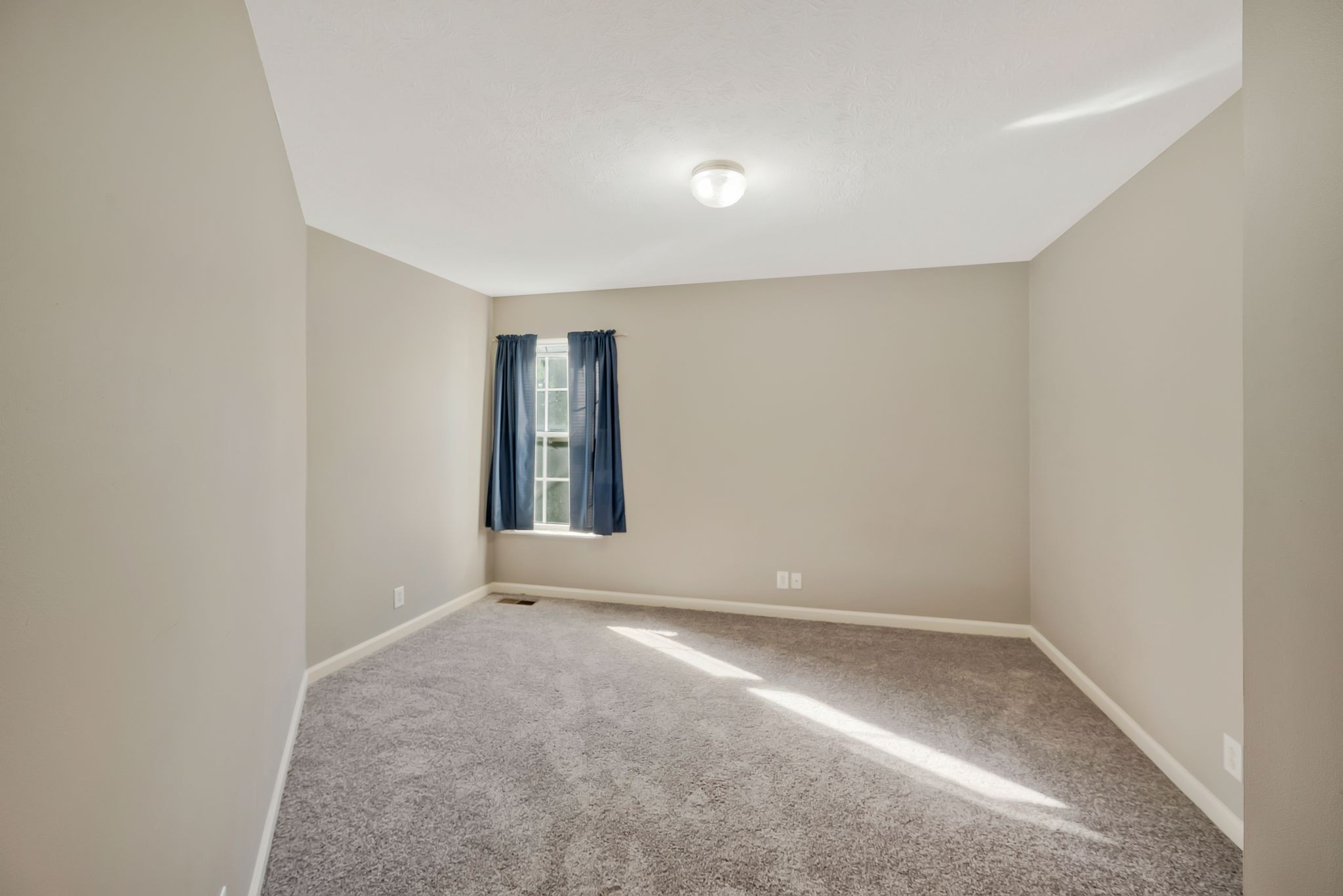 5709 Chestnutwood Trl