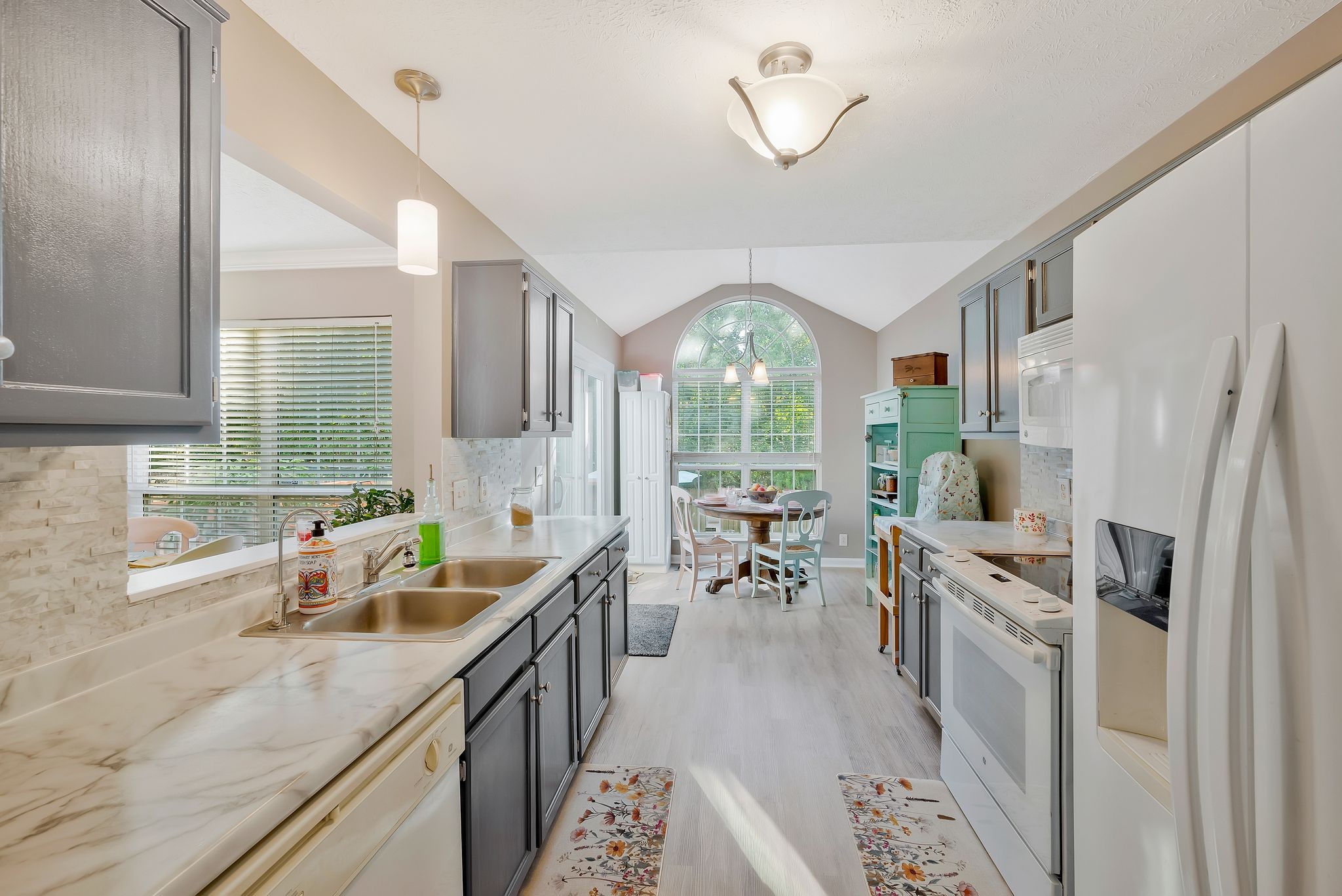 5709 Chestnutwood Trl