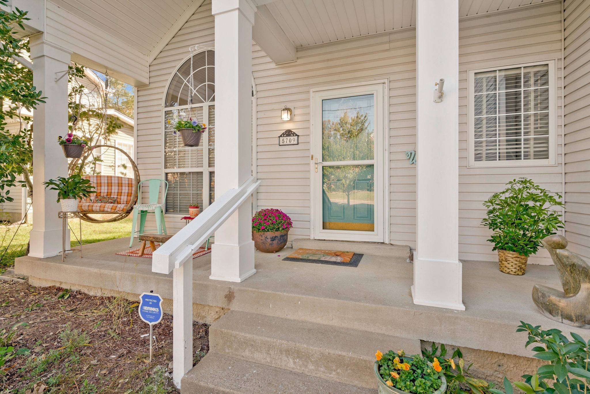 5709 Chestnutwood Trl
