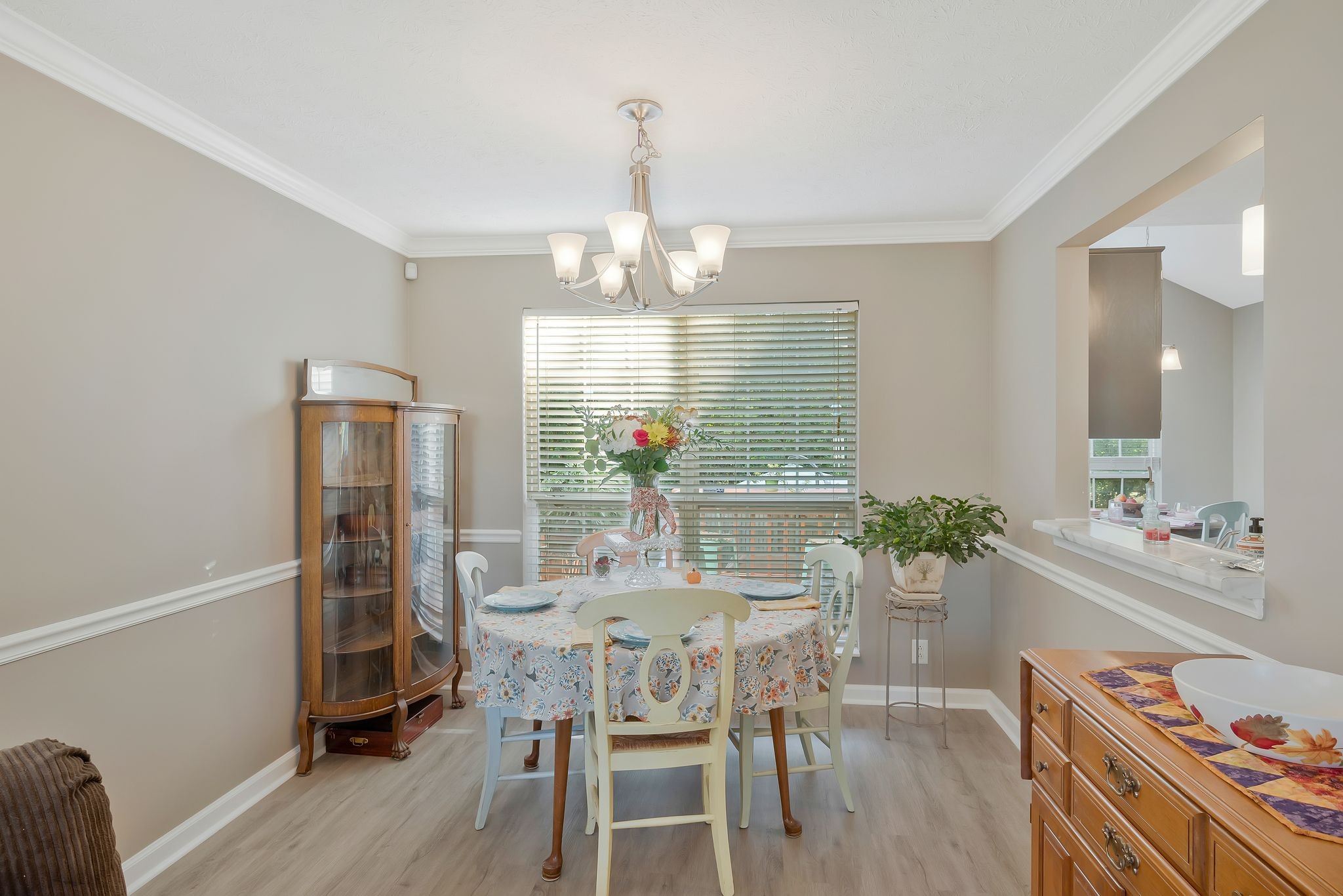 5709 Chestnutwood Trl