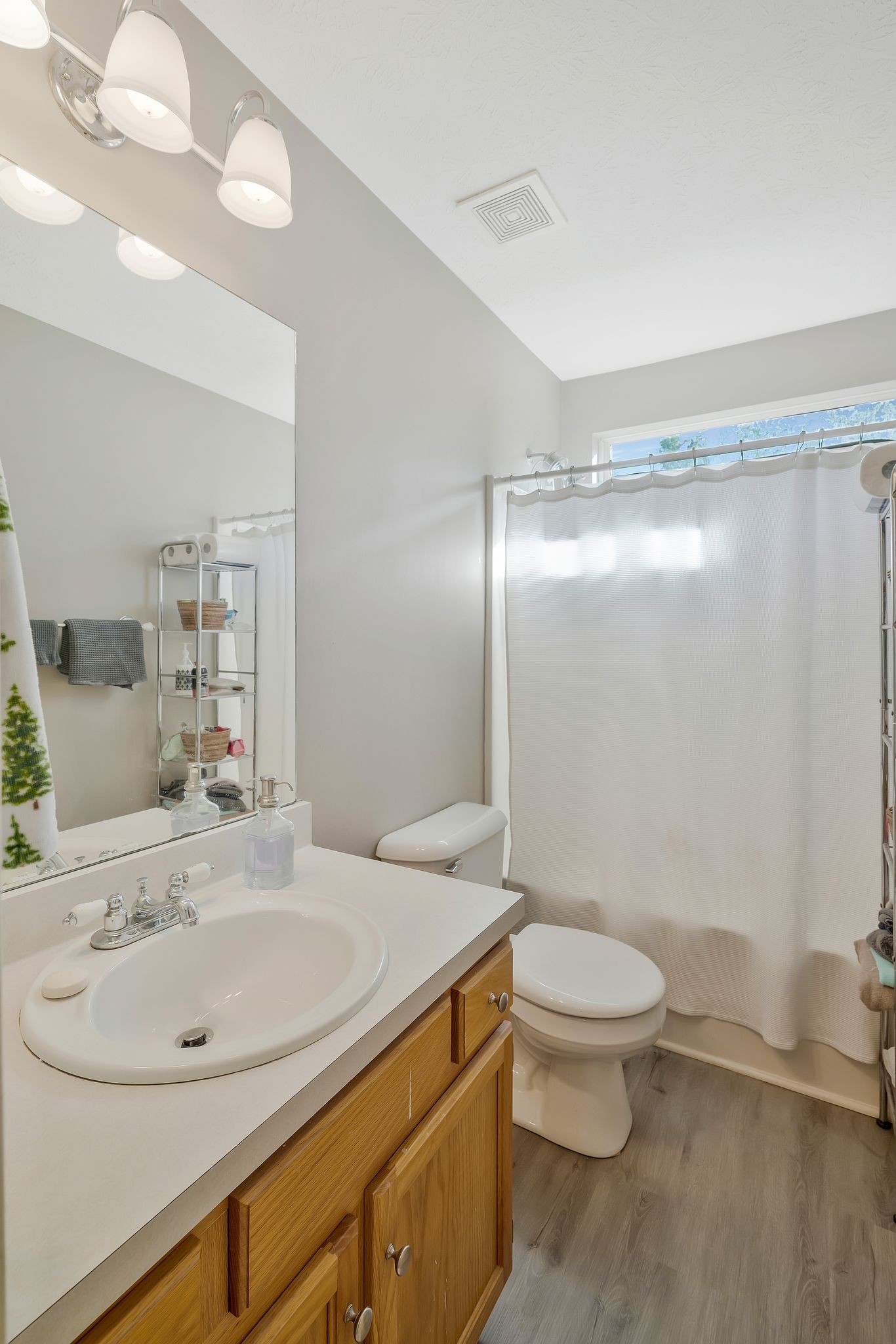 5709 Chestnutwood Trl