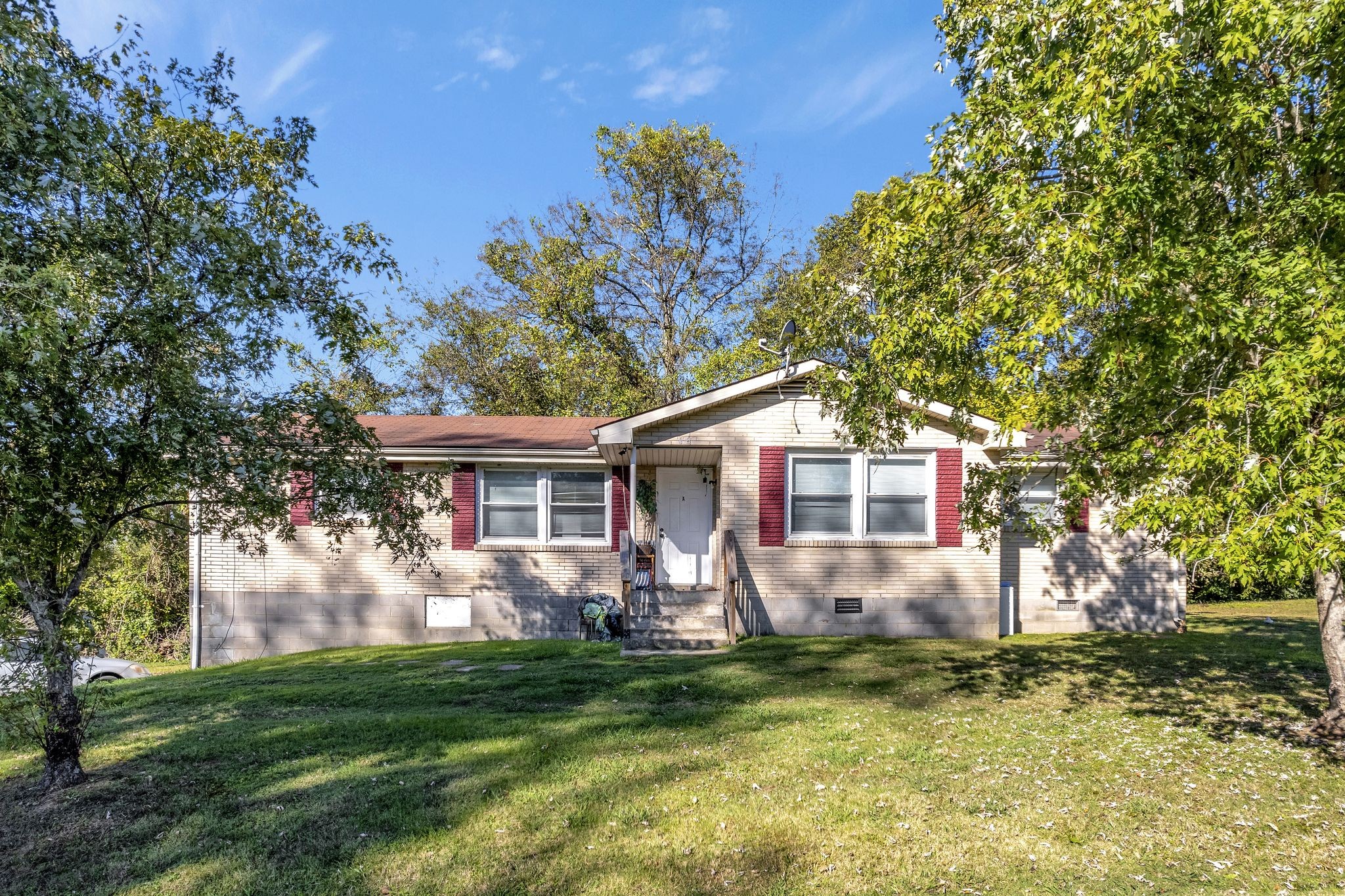632 Larkin Springs Rd