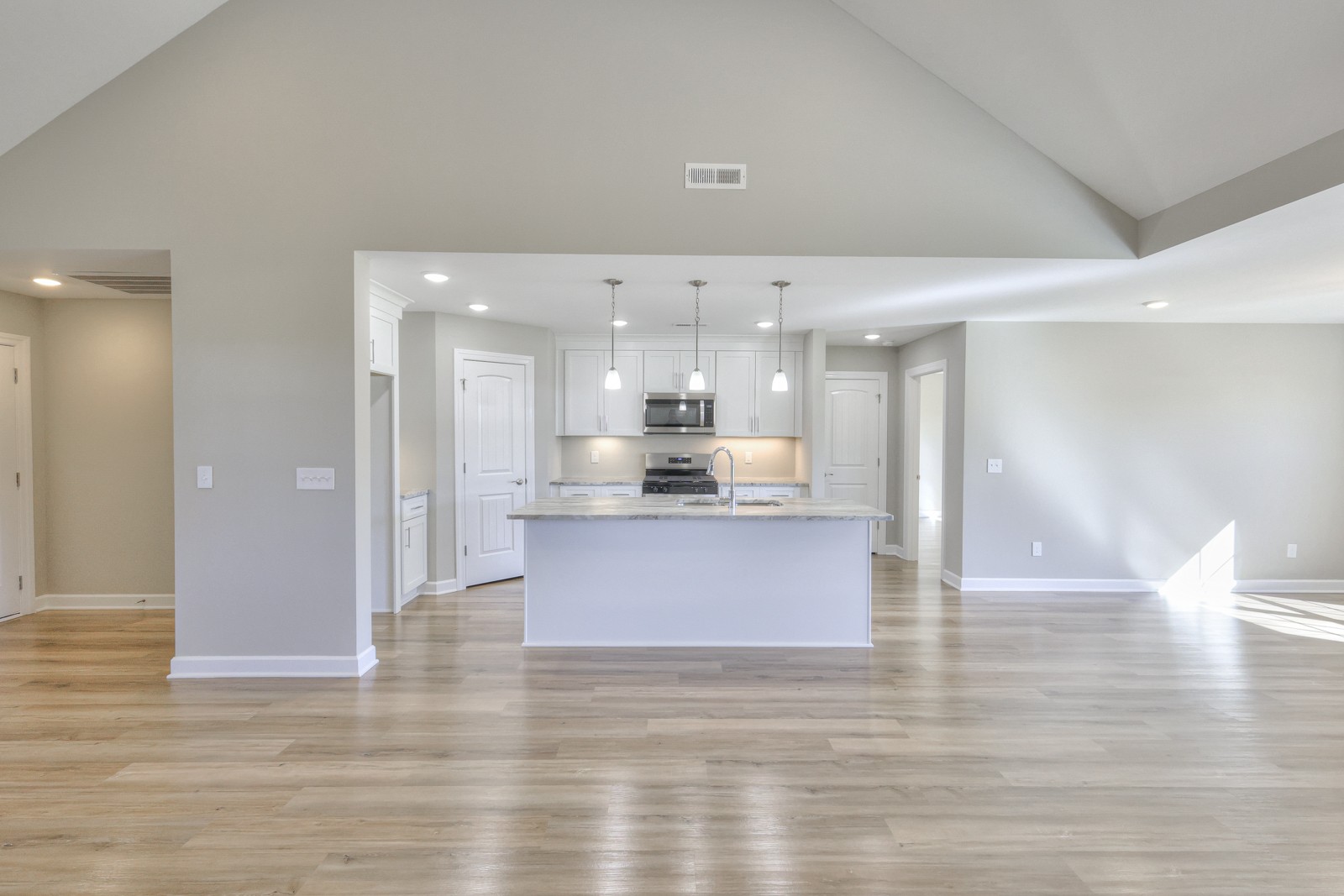 698 Allens Chapel Rd
