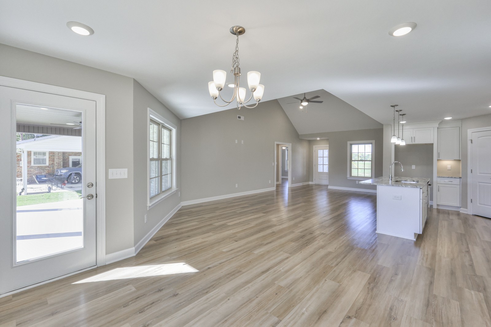 698 Allens Chapel Rd