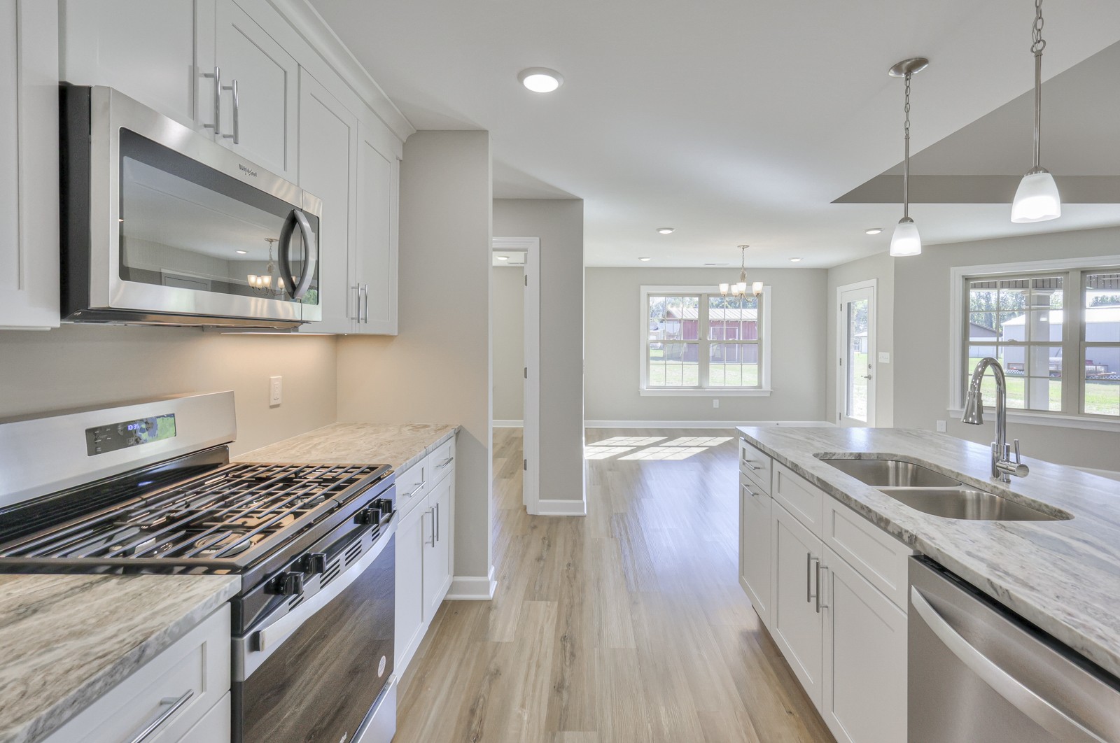 698 Allens Chapel Rd