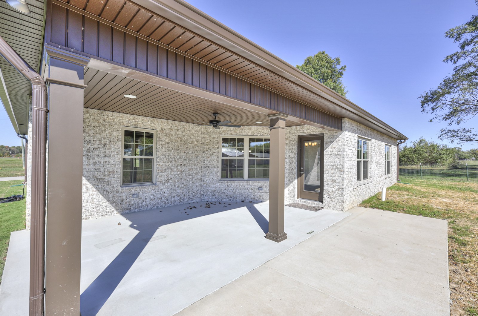 698 Allens Chapel Rd