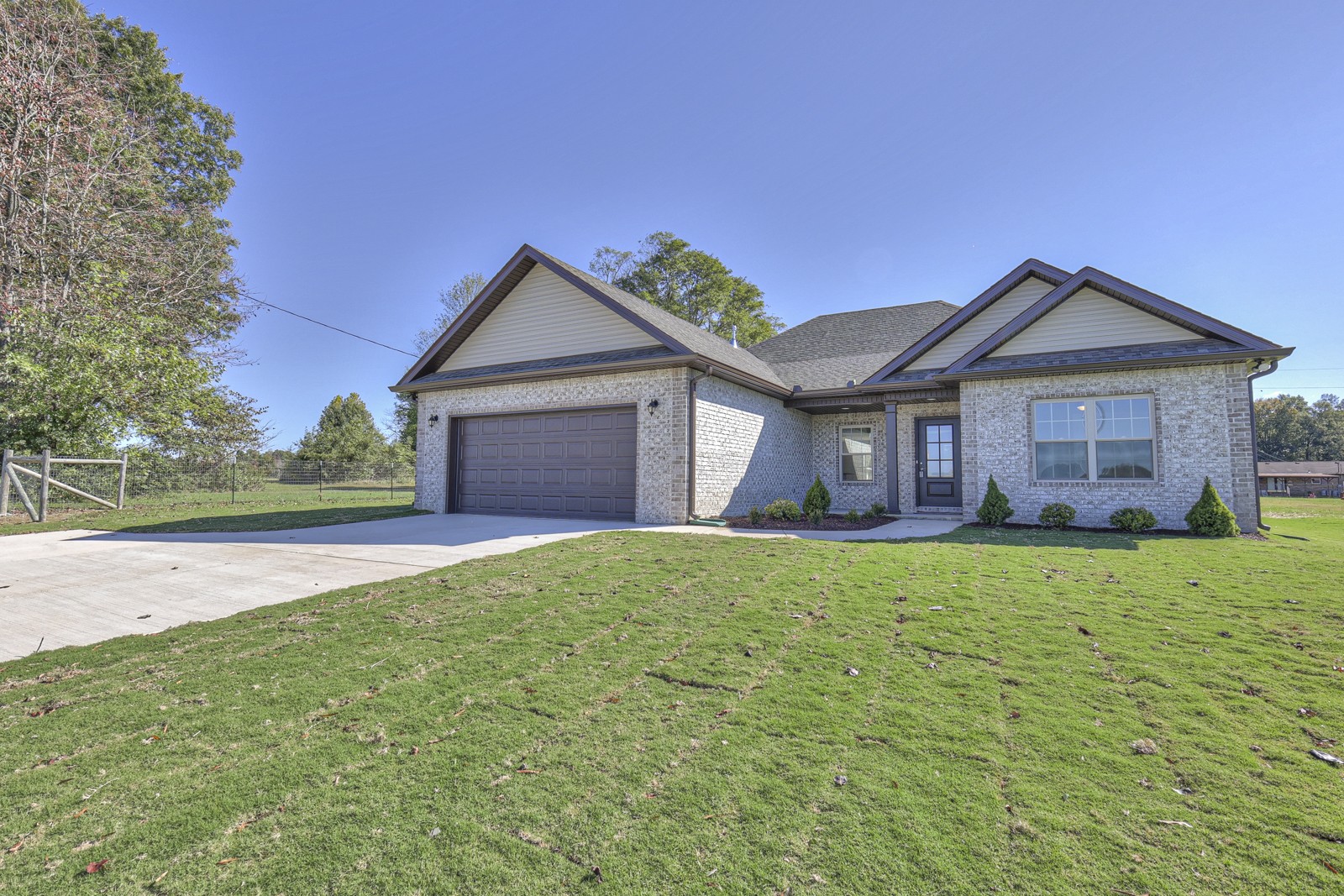 698 Allens Chapel Rd