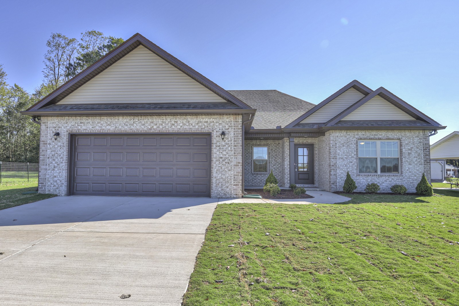 698 Allens Chapel Rd