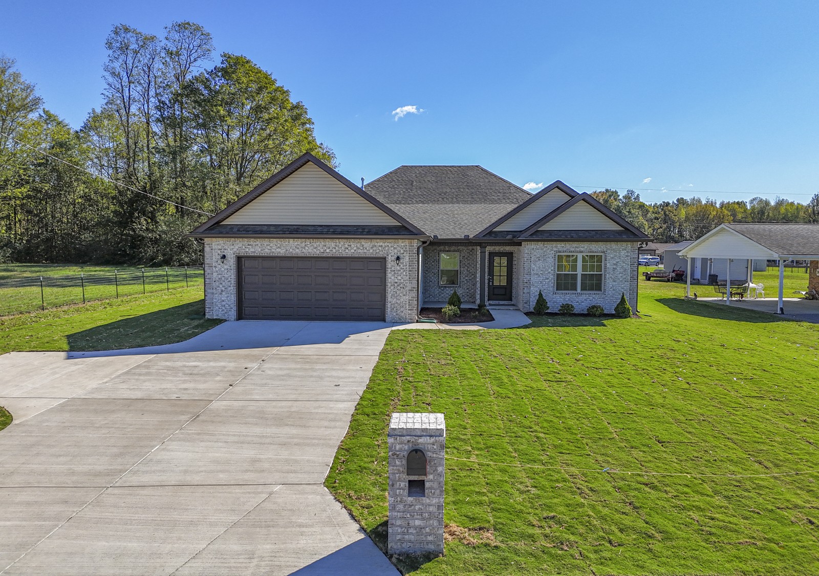 698 Allens Chapel Rd