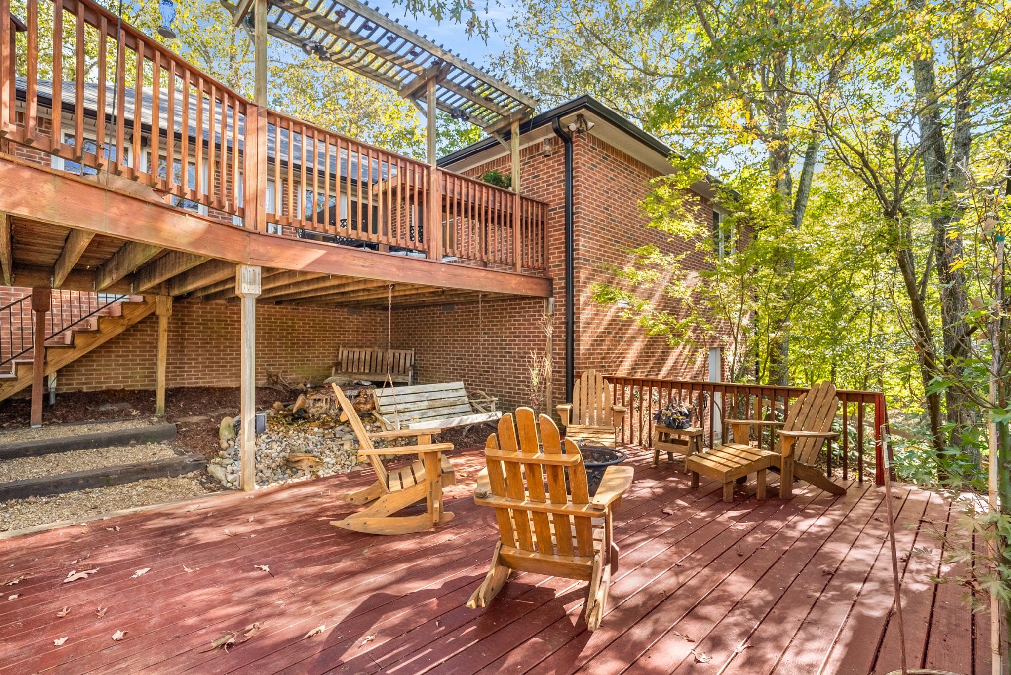 303 Woodlands Dr