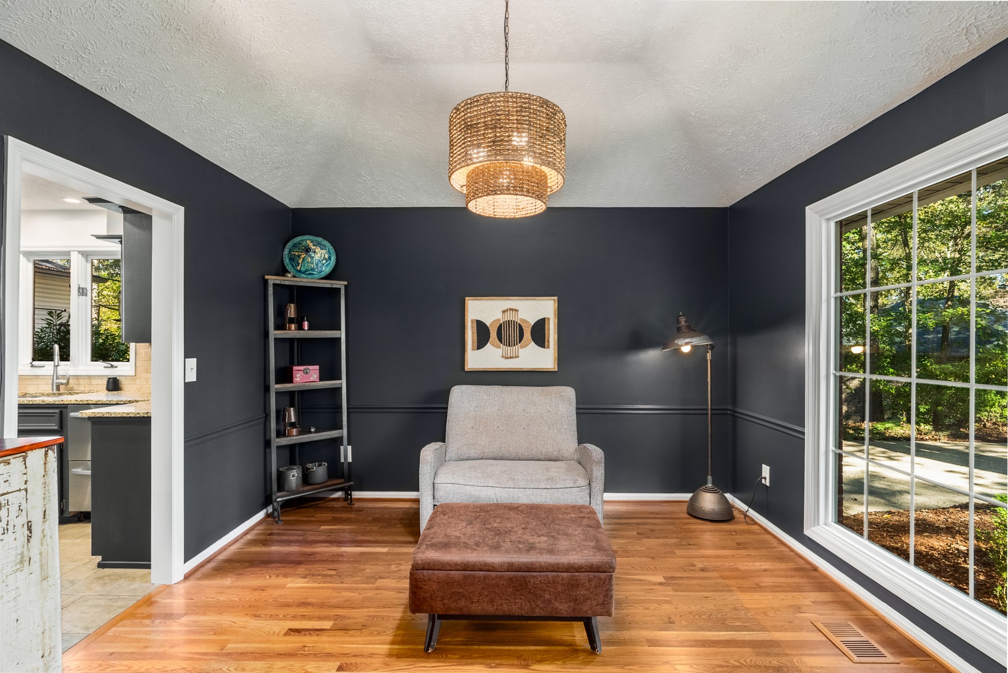 303 Woodlands Dr