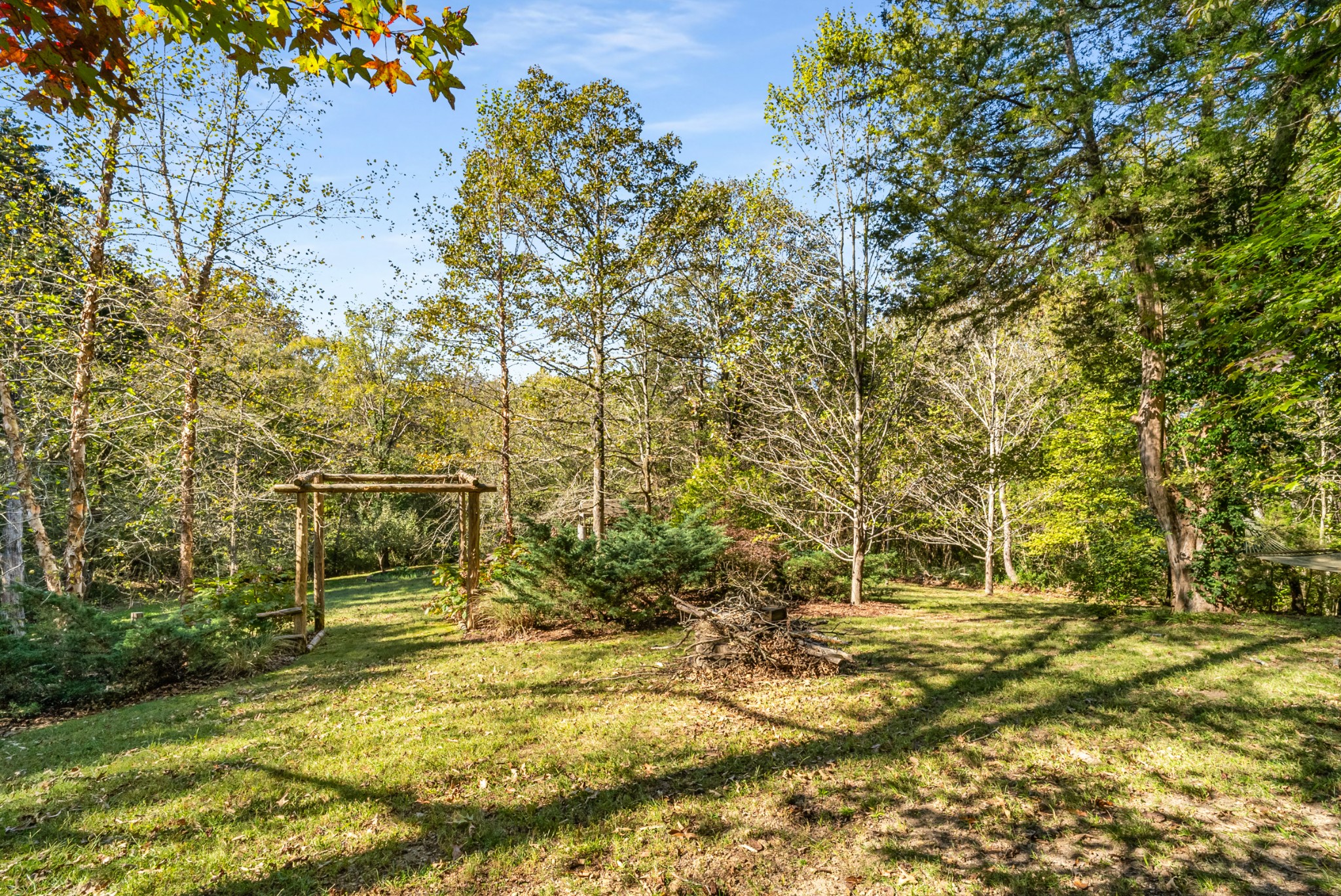 303 Woodlands Dr