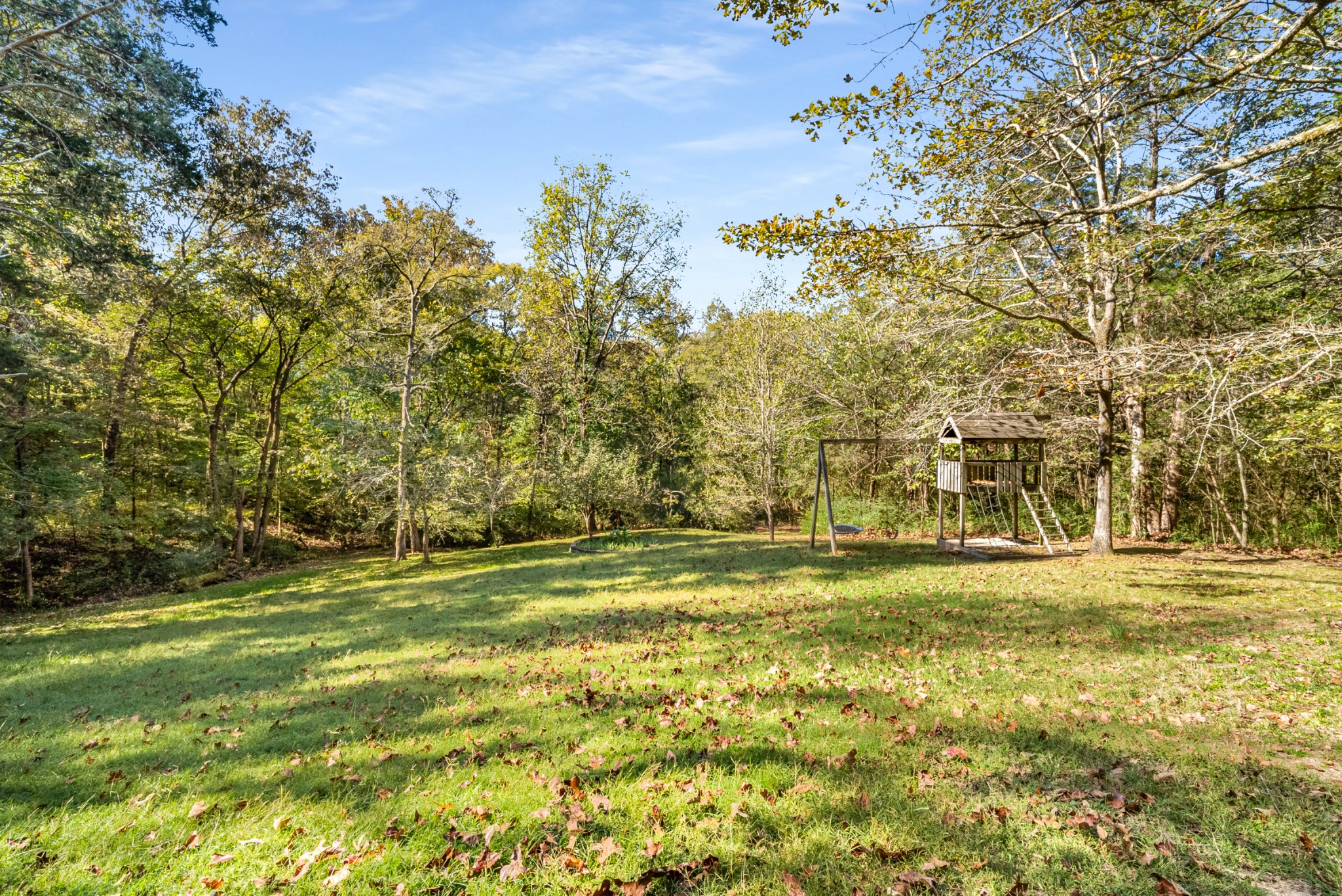 303 Woodlands Dr