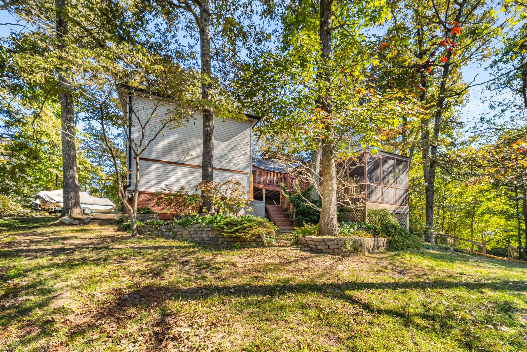 303 Woodlands Dr