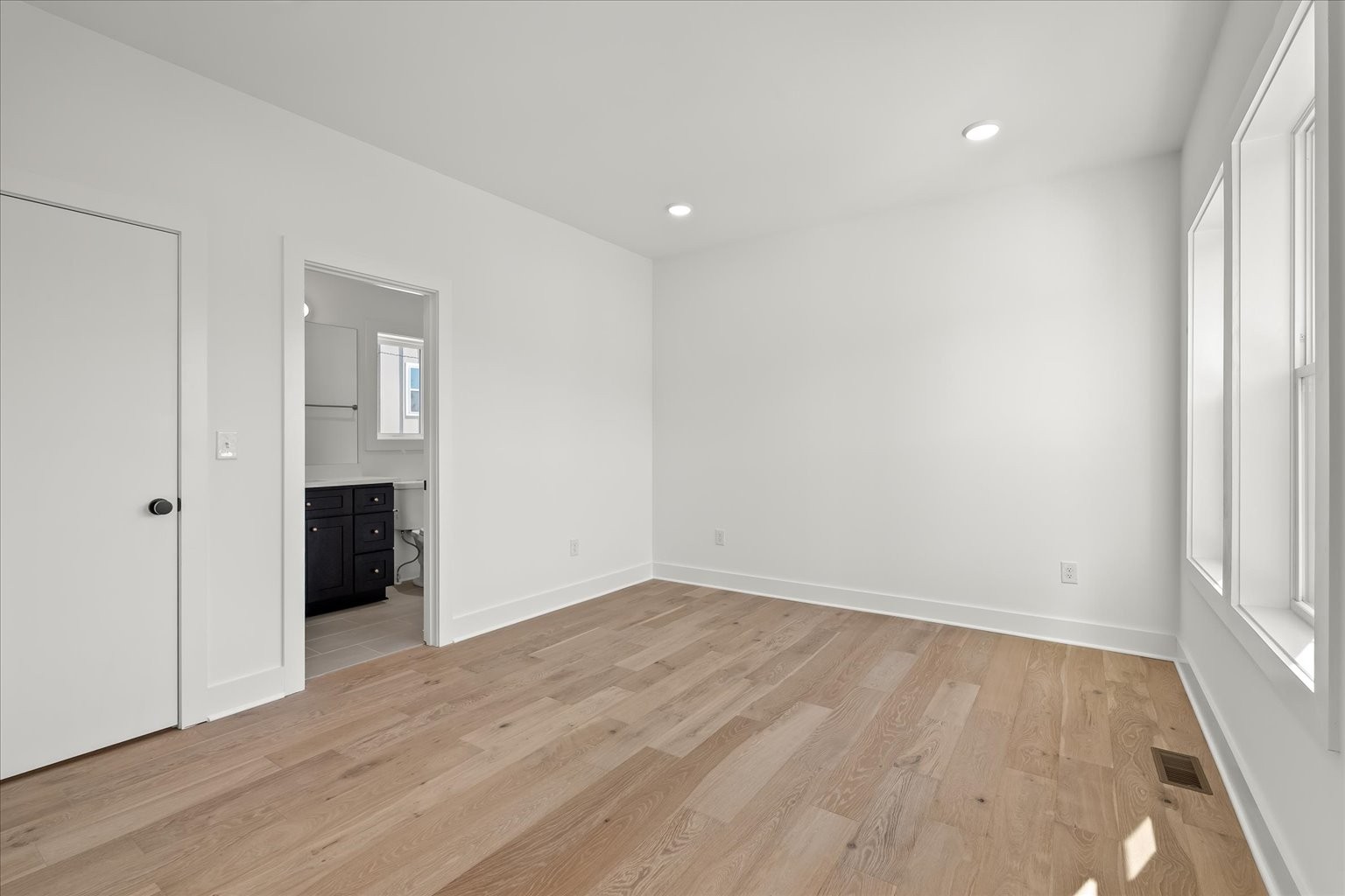2345 Monticello Dr