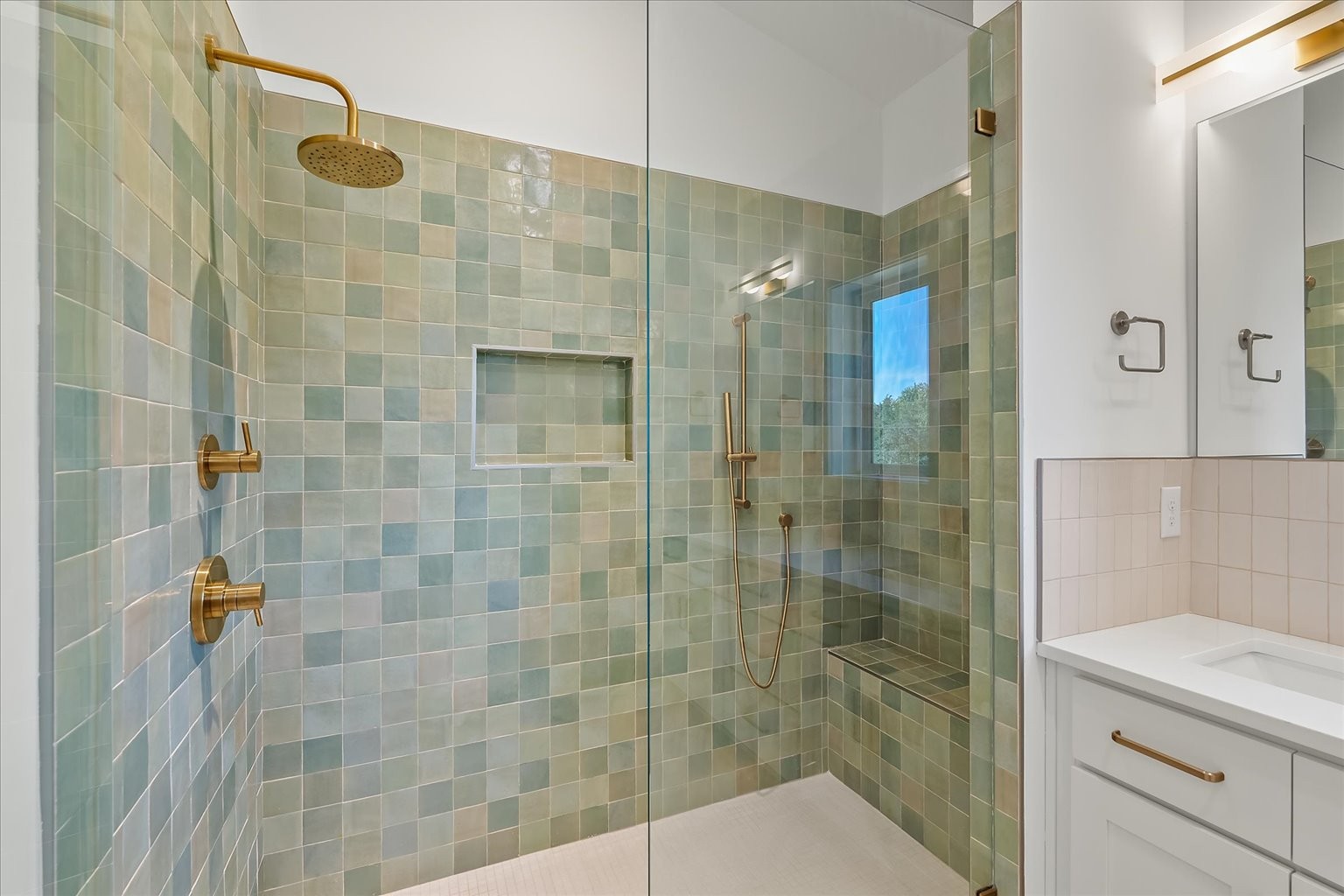 2341 Monticello Dr