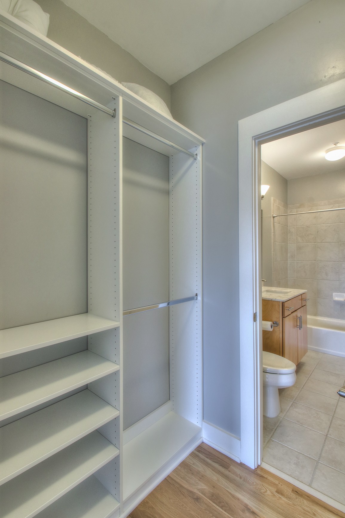 817 3rd Ave, N Unit: 306