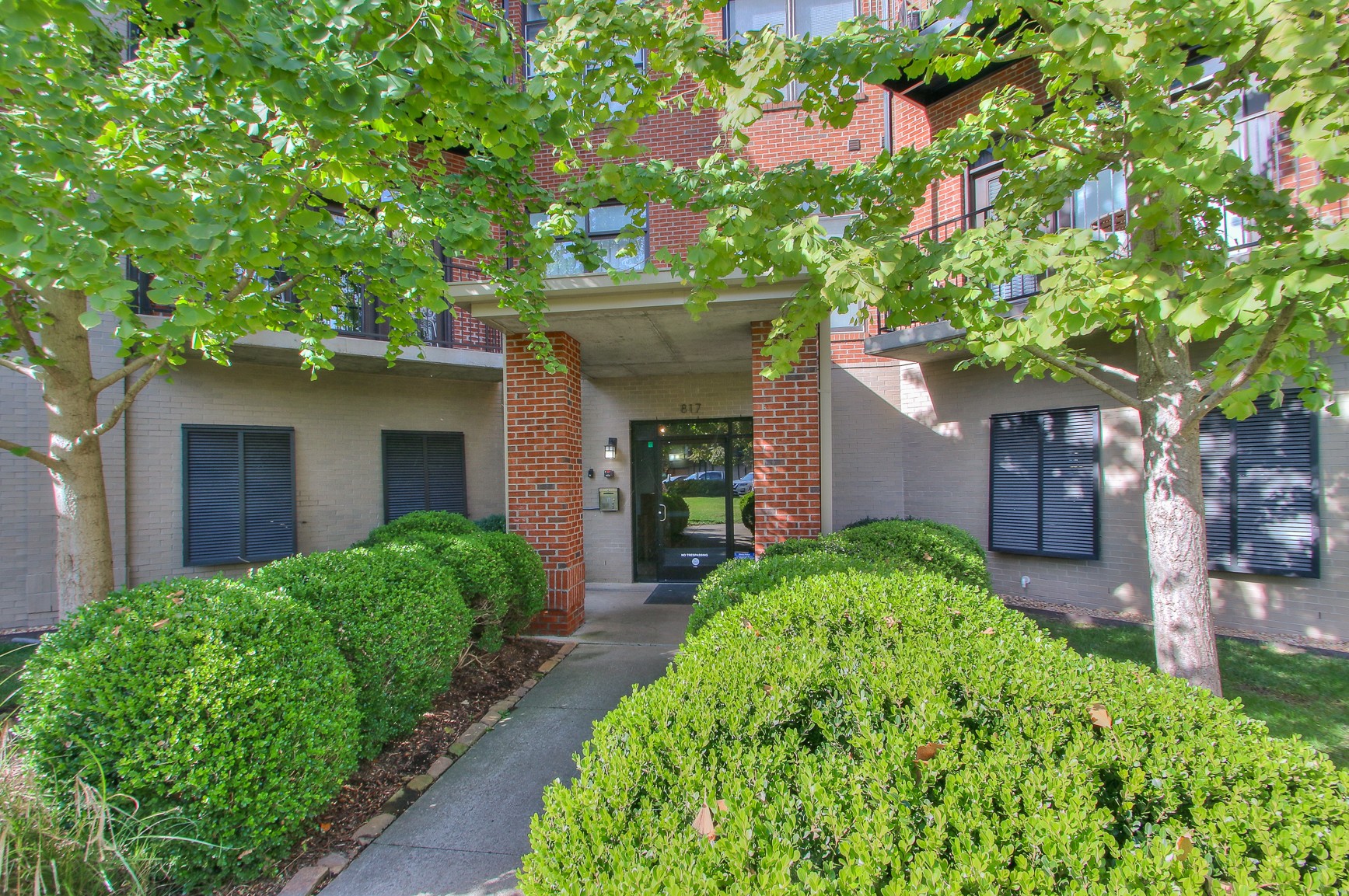 817 3rd Ave, N Unit: 306