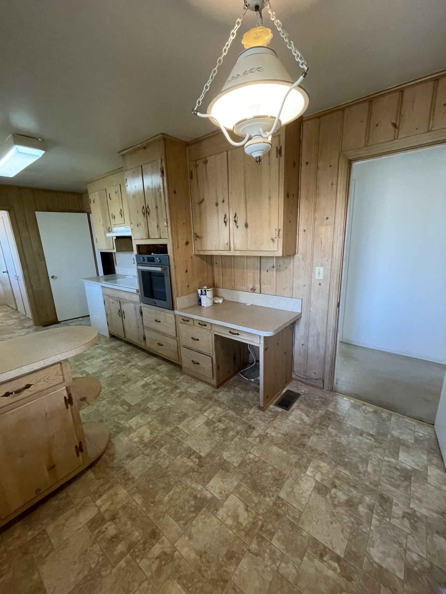 2525 Dilton Mankin Rd