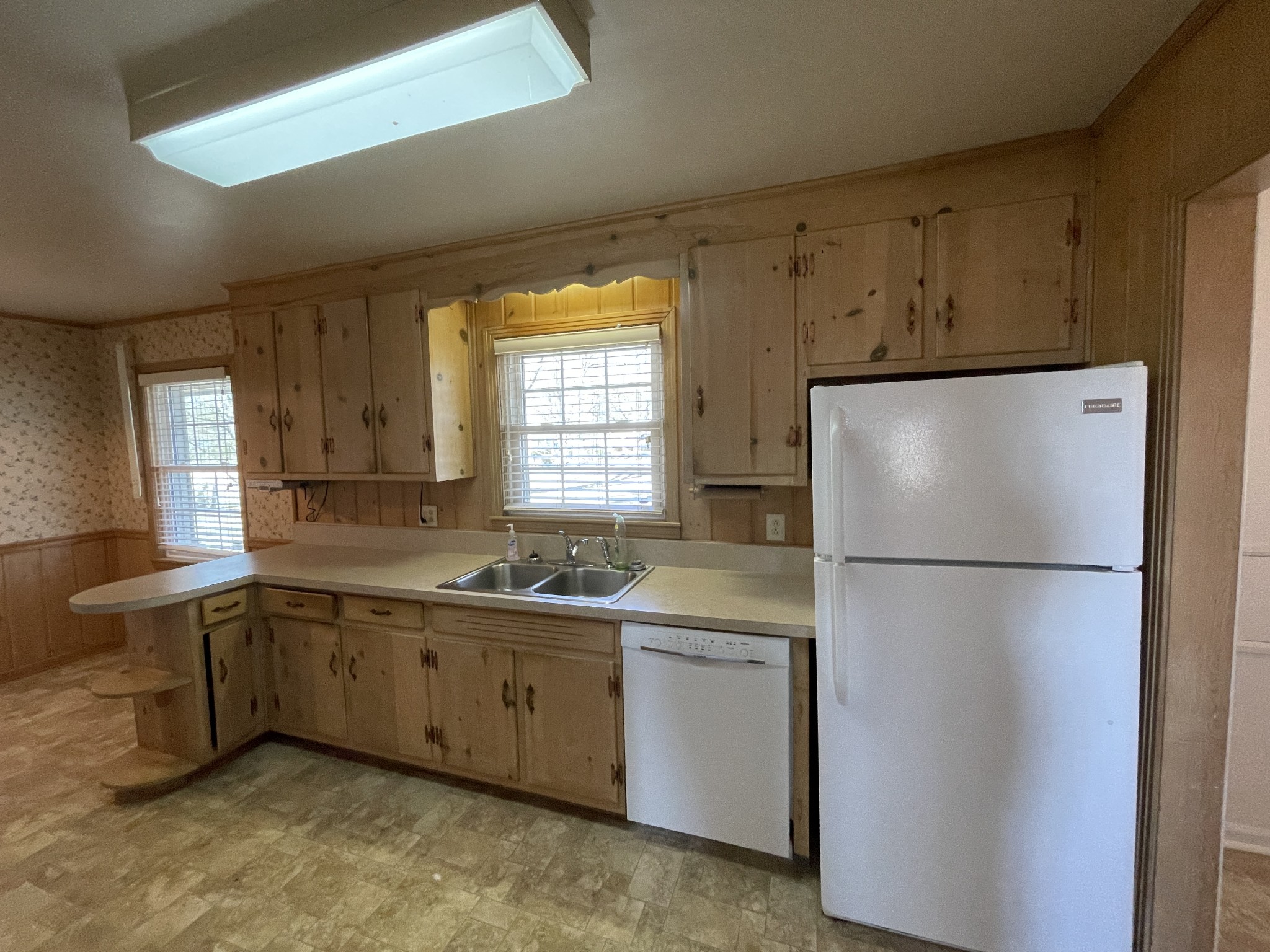 2525 Dilton Mankin Rd