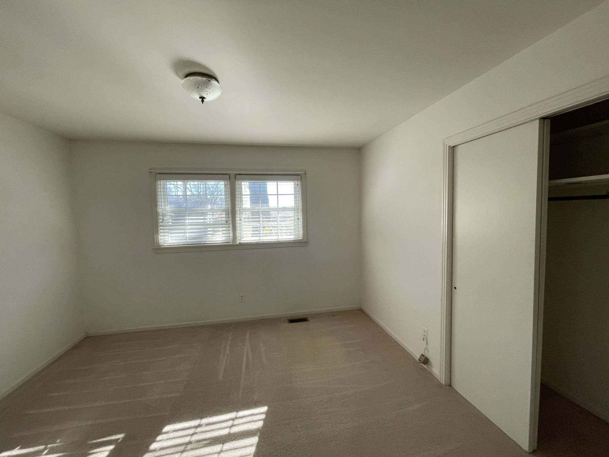 2525 Dilton Mankin Rd