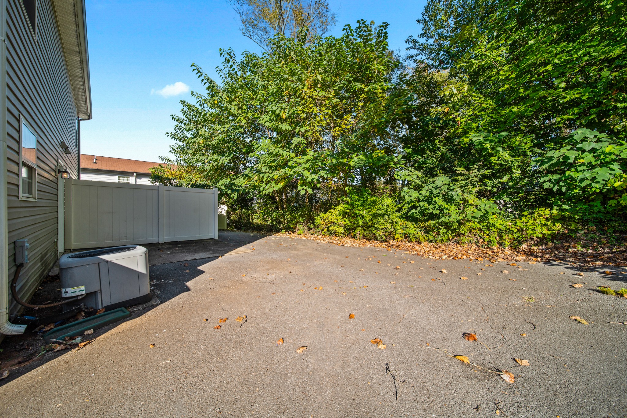 522 Crossway Ave Unit: B