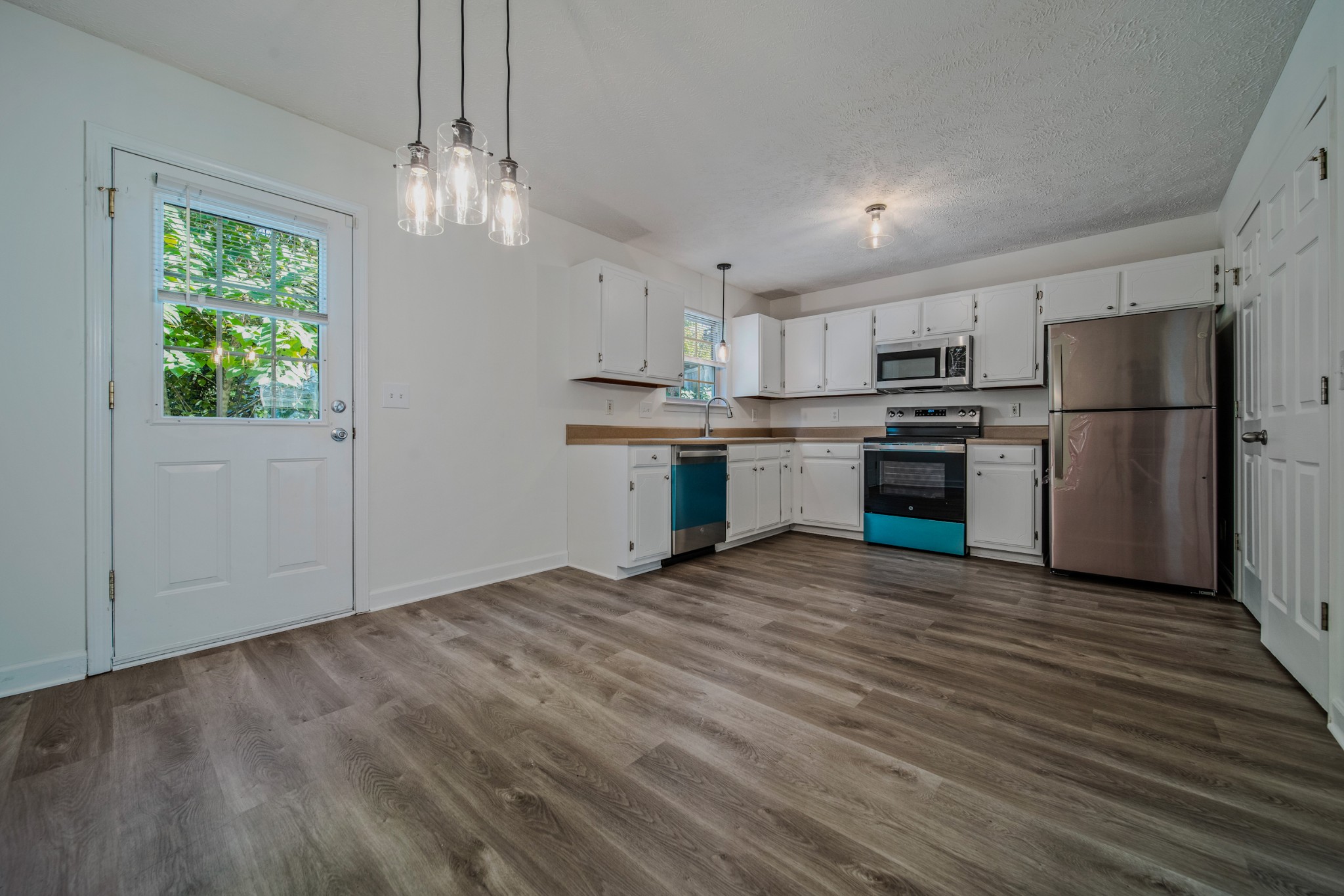 522 Crossway Ave Unit: B