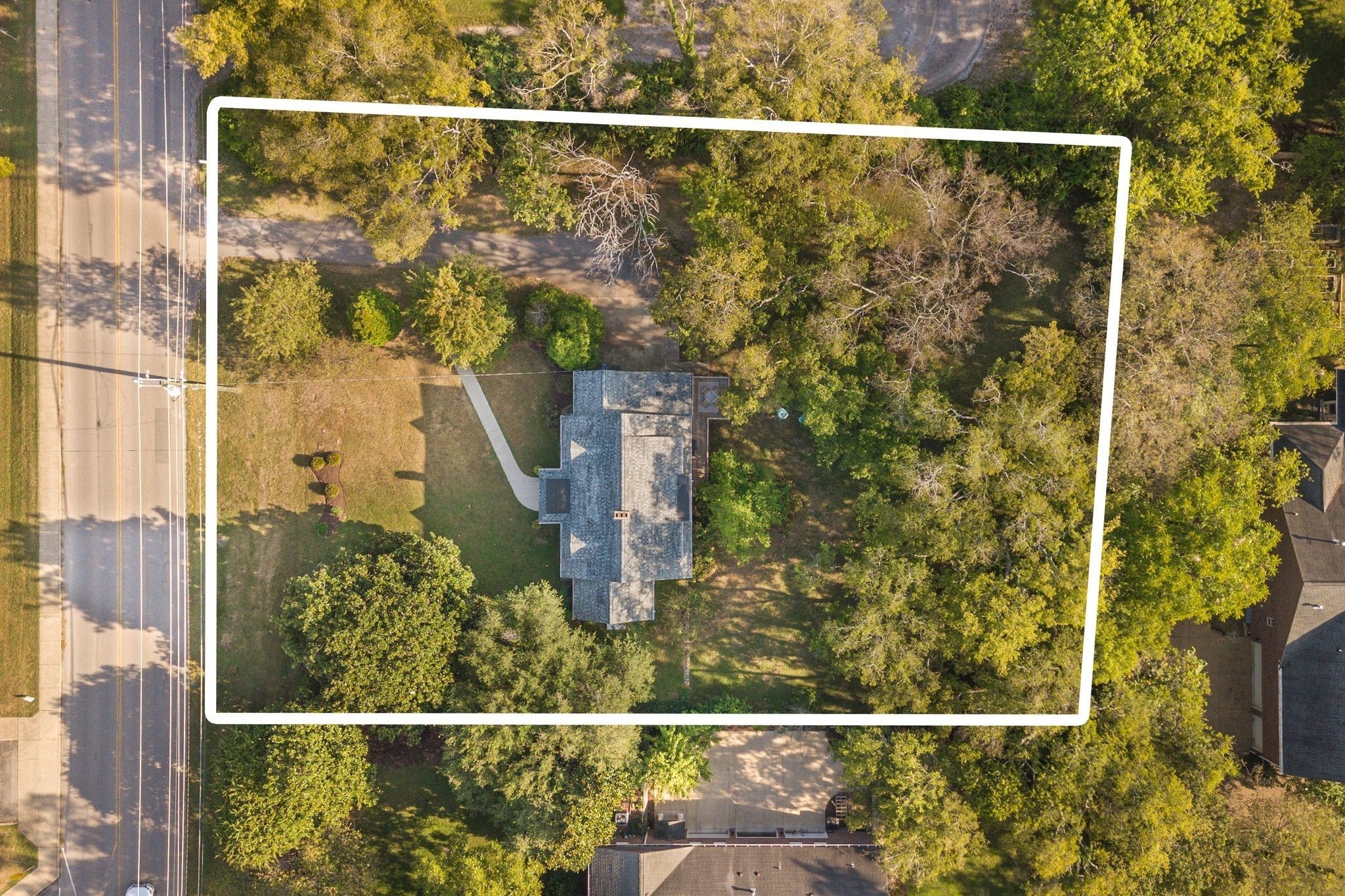 3510 Belmont Blvd