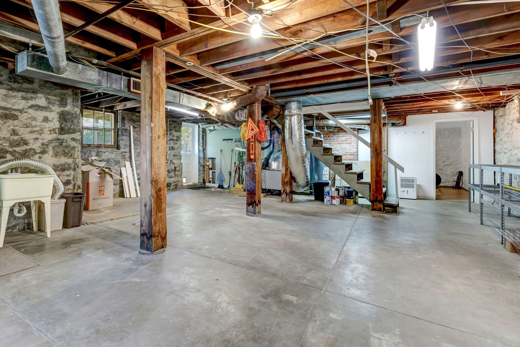 3510 Belmont Blvd