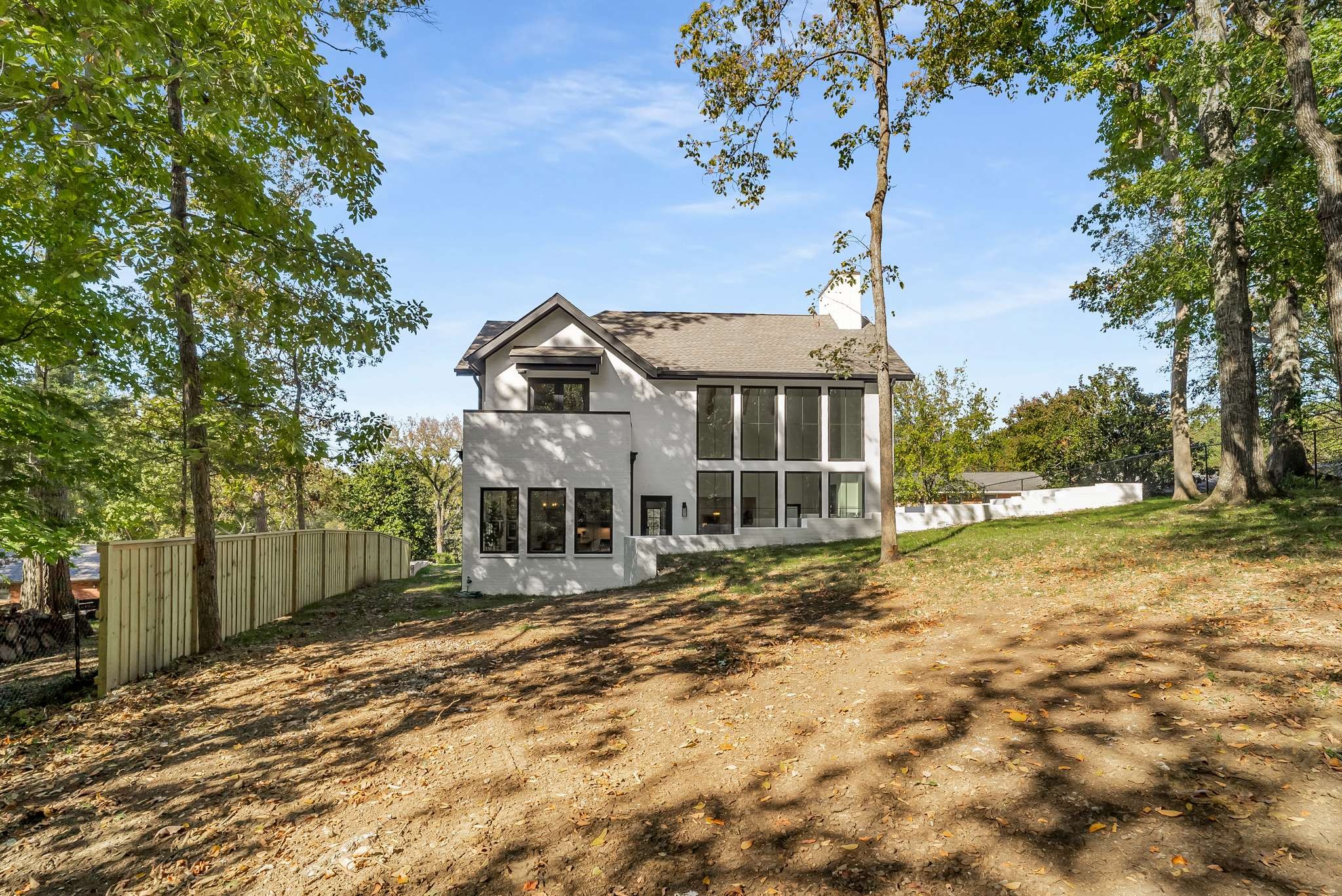 6437 Brownlee Dr