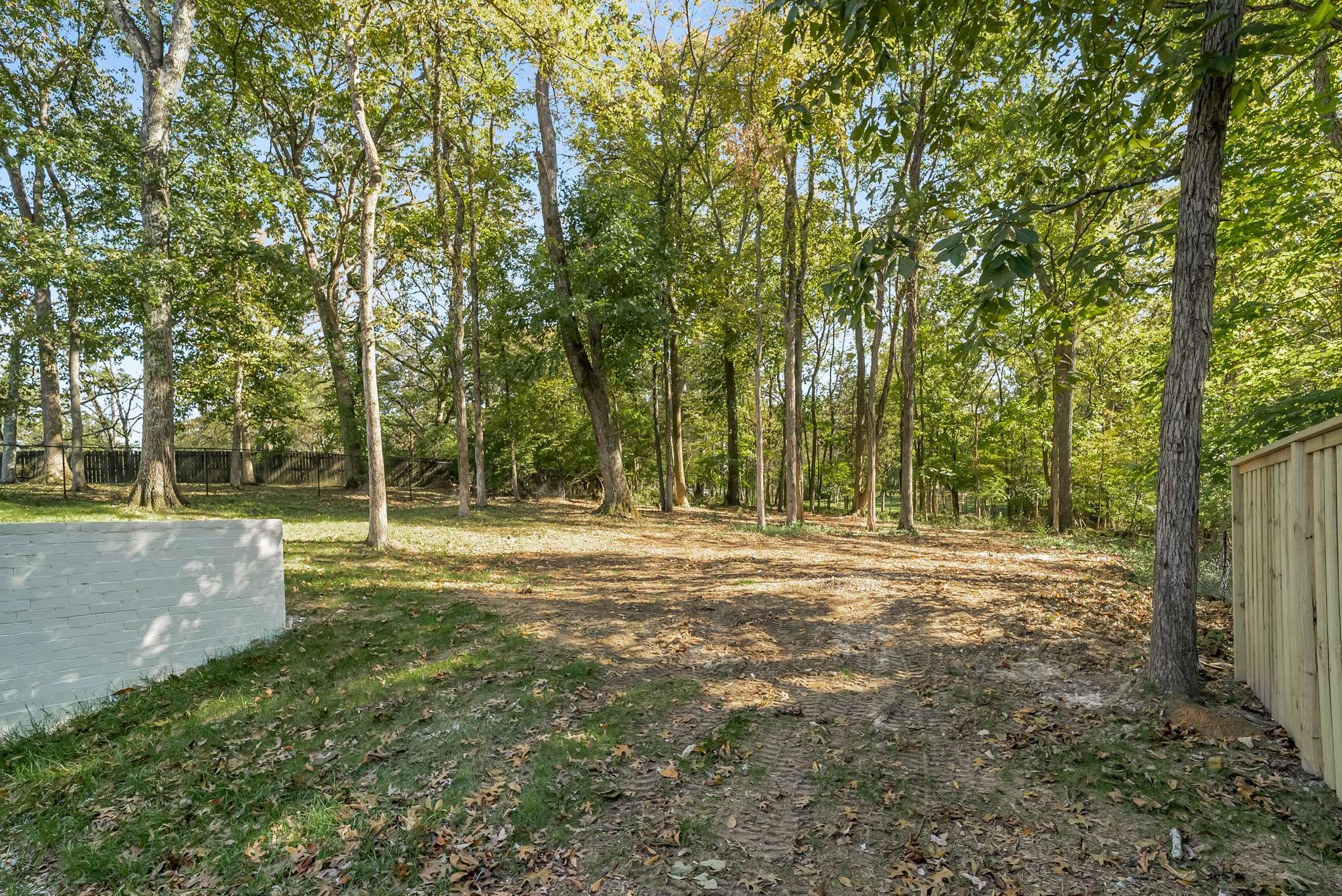 6437 Brownlee Dr