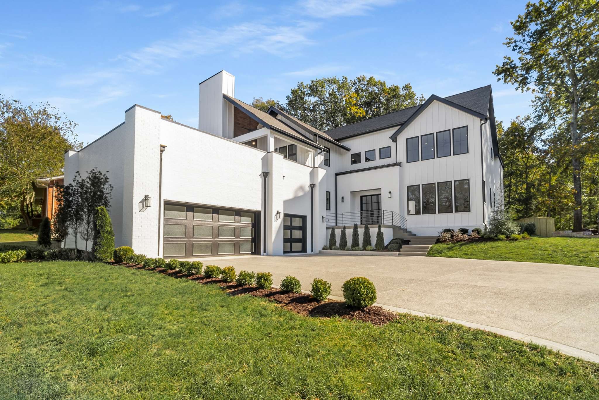 6437 Brownlee Dr