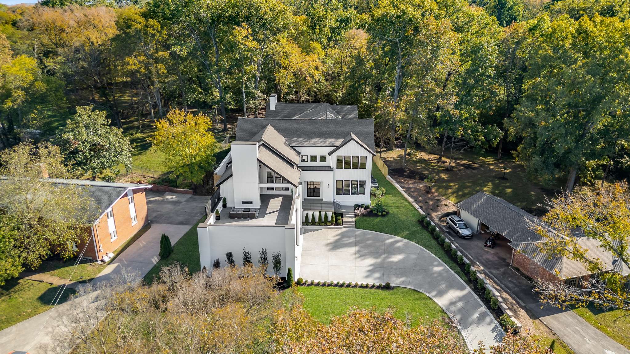6437 Brownlee Dr
