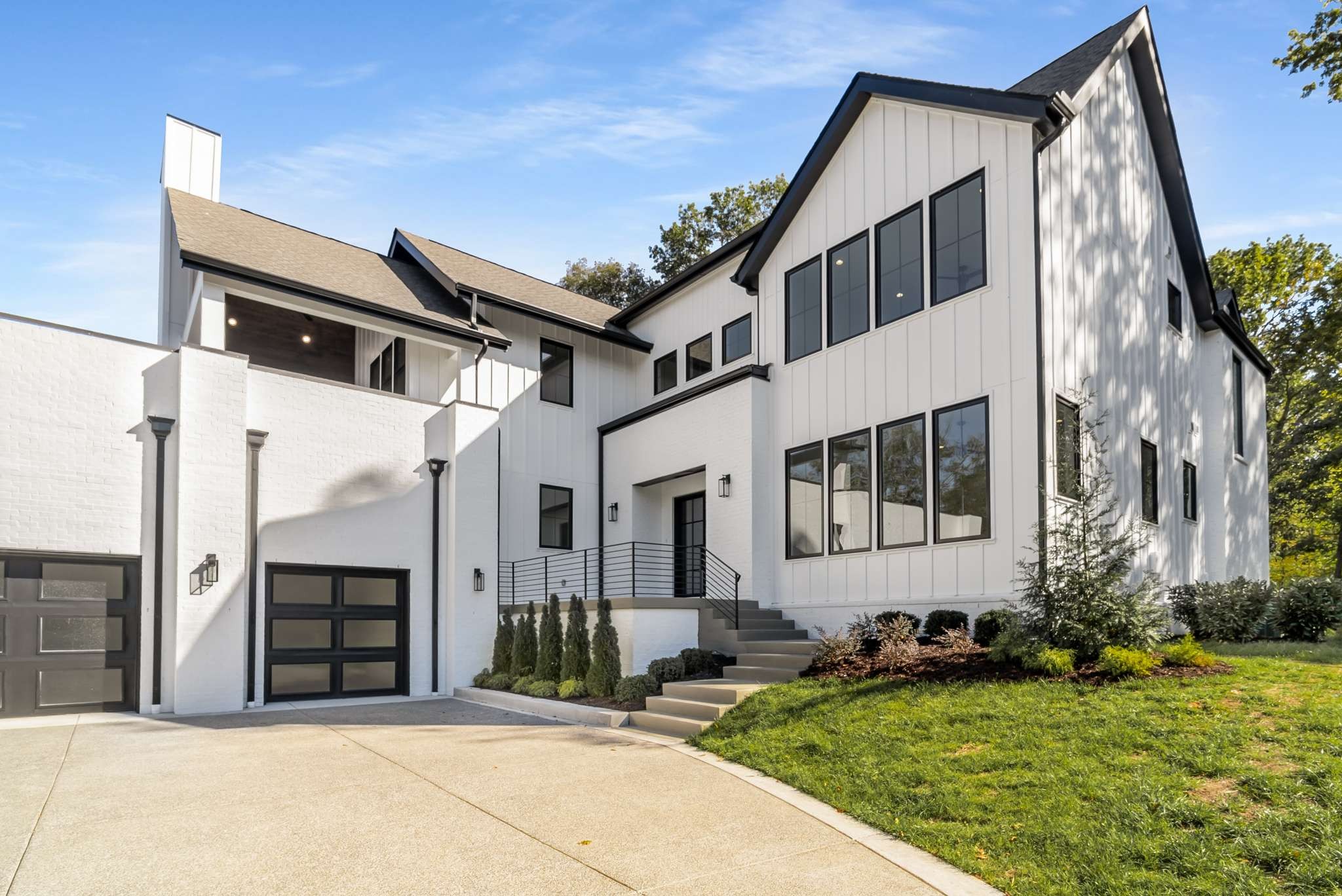6437 Brownlee Dr