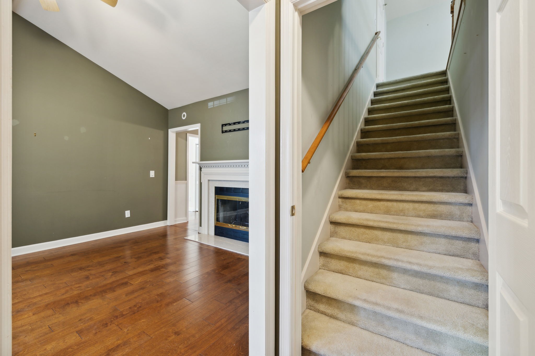 6035 Sunrise Cir