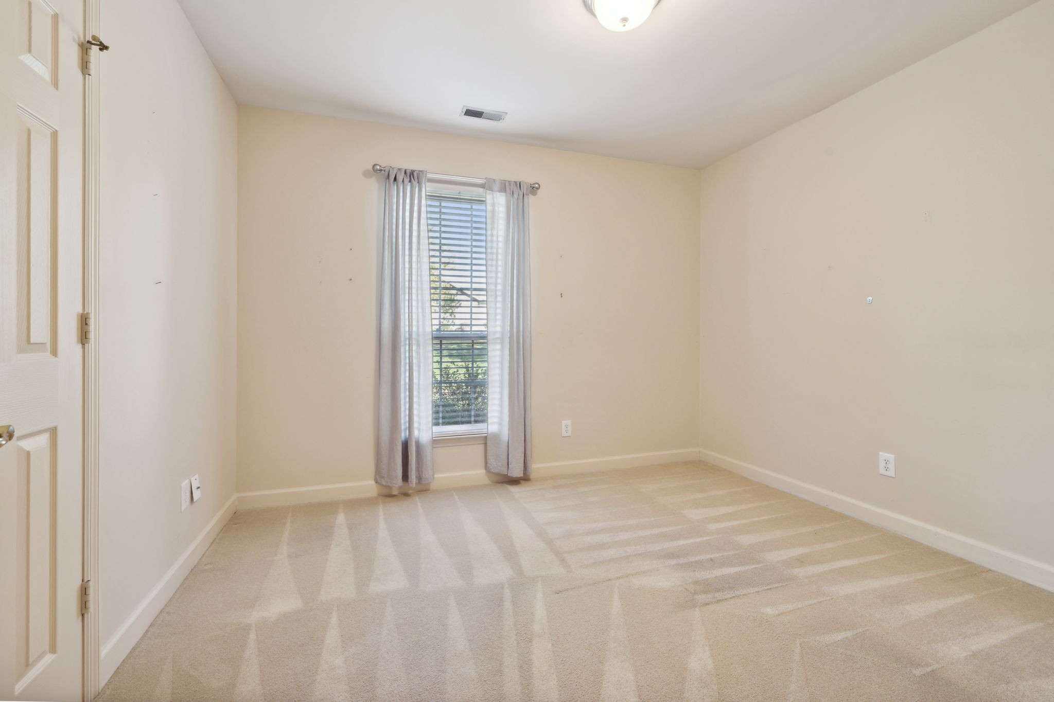 6035 Sunrise Cir