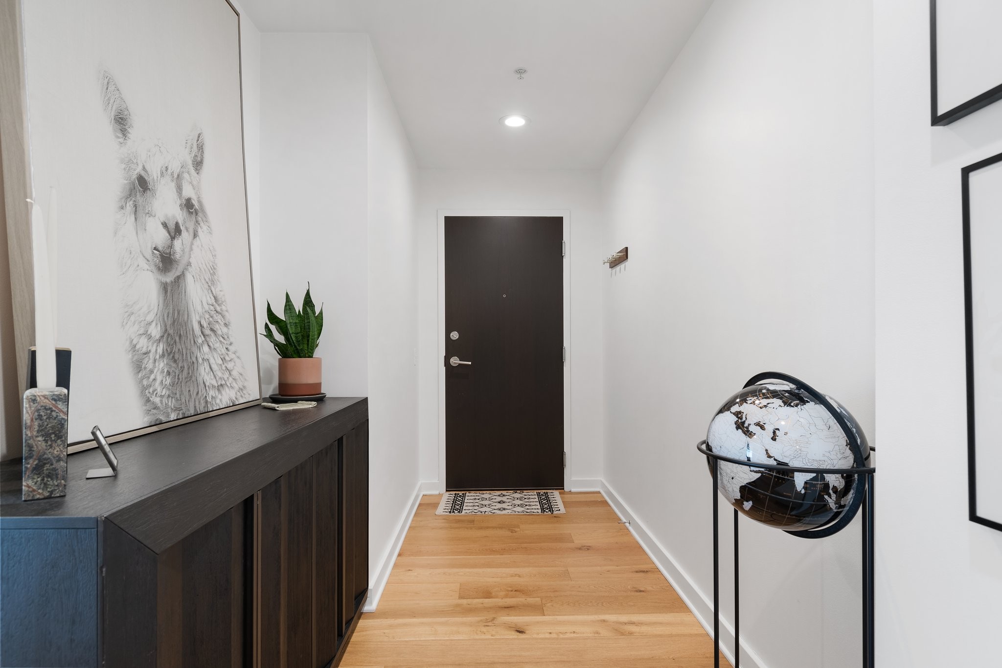 1212 Laurel St Unit: 2113