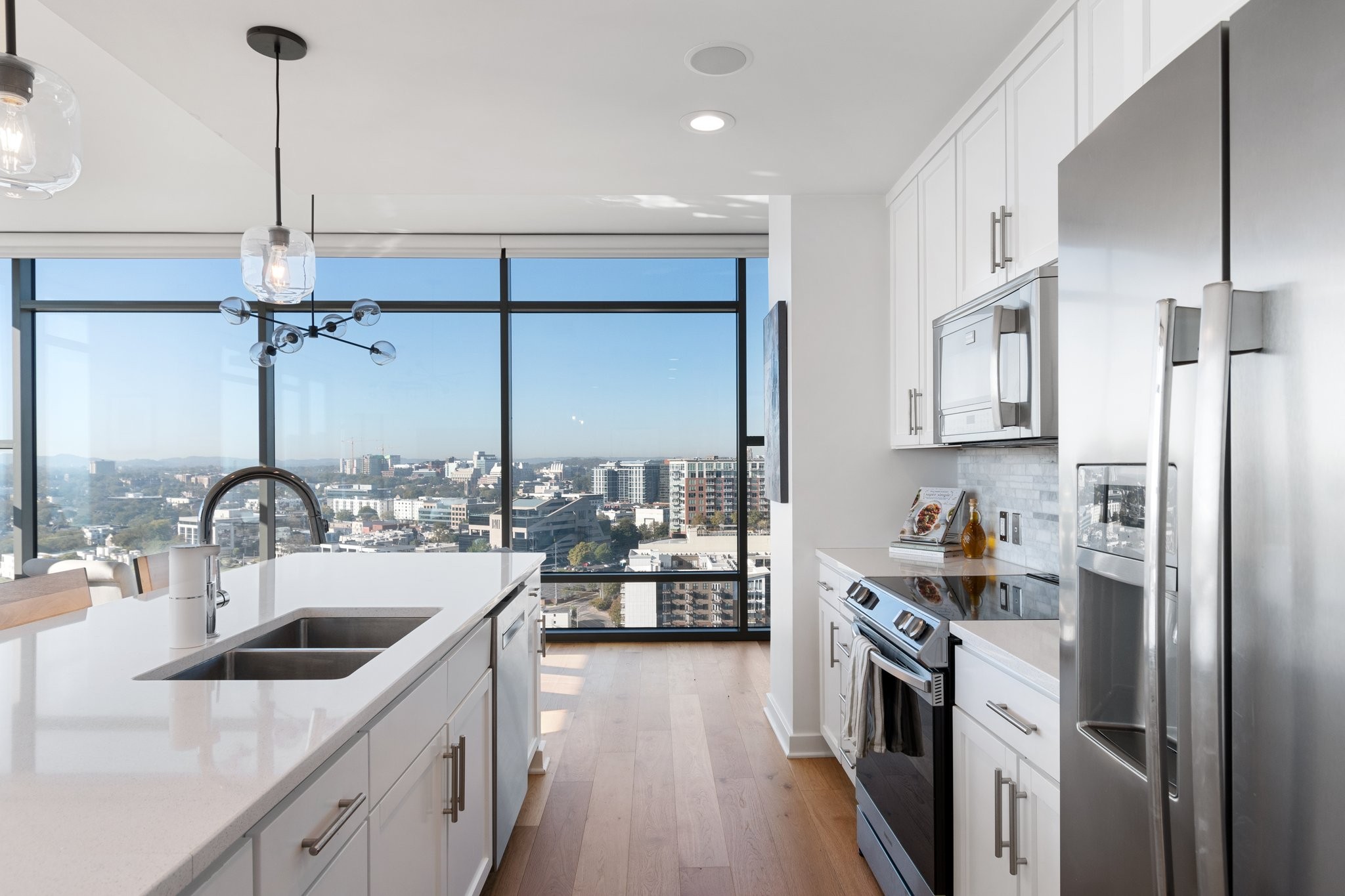 1212 Laurel St Unit: 2113