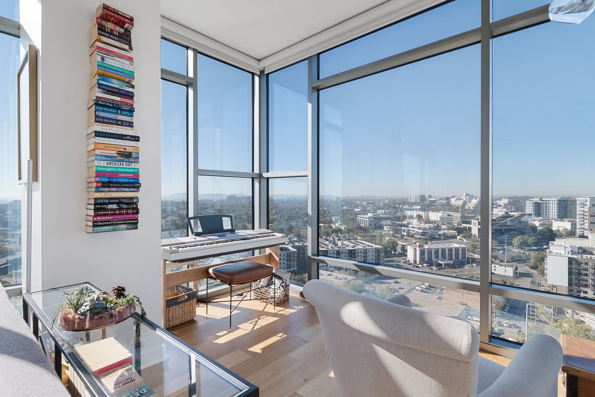 1212 Laurel St Unit: 2113