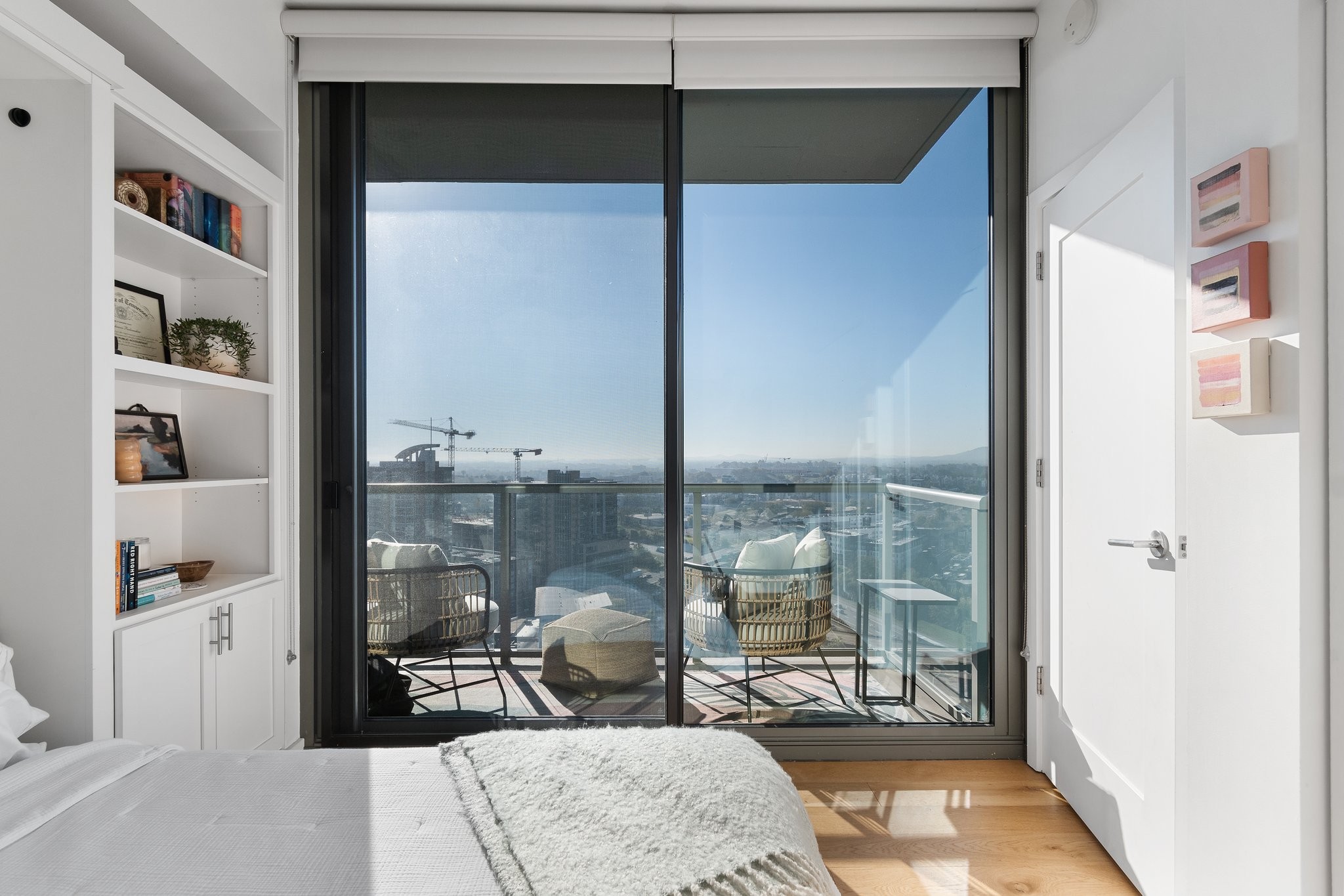 1212 Laurel St Unit: 2113