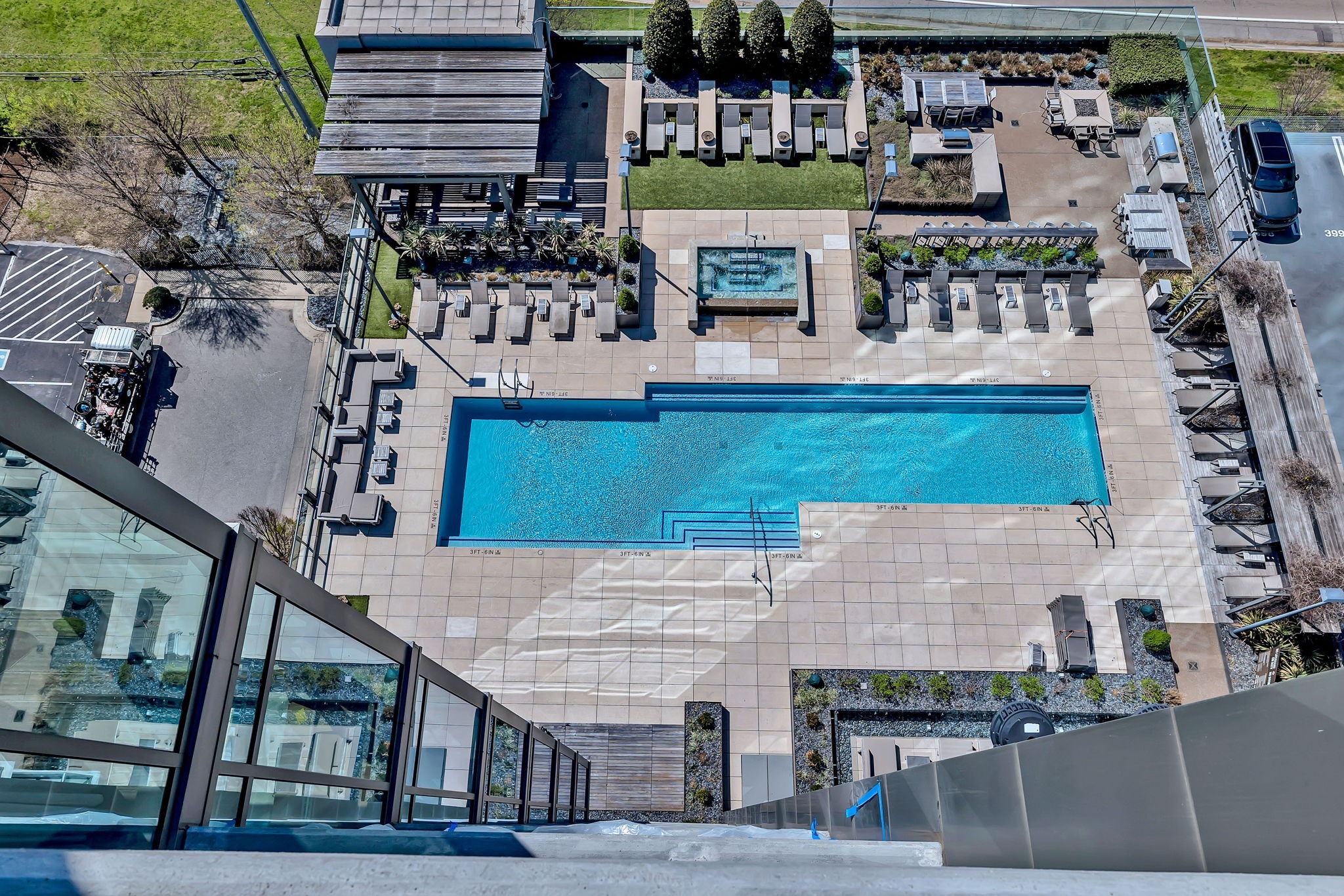 1212 Laurel St Unit: 2113