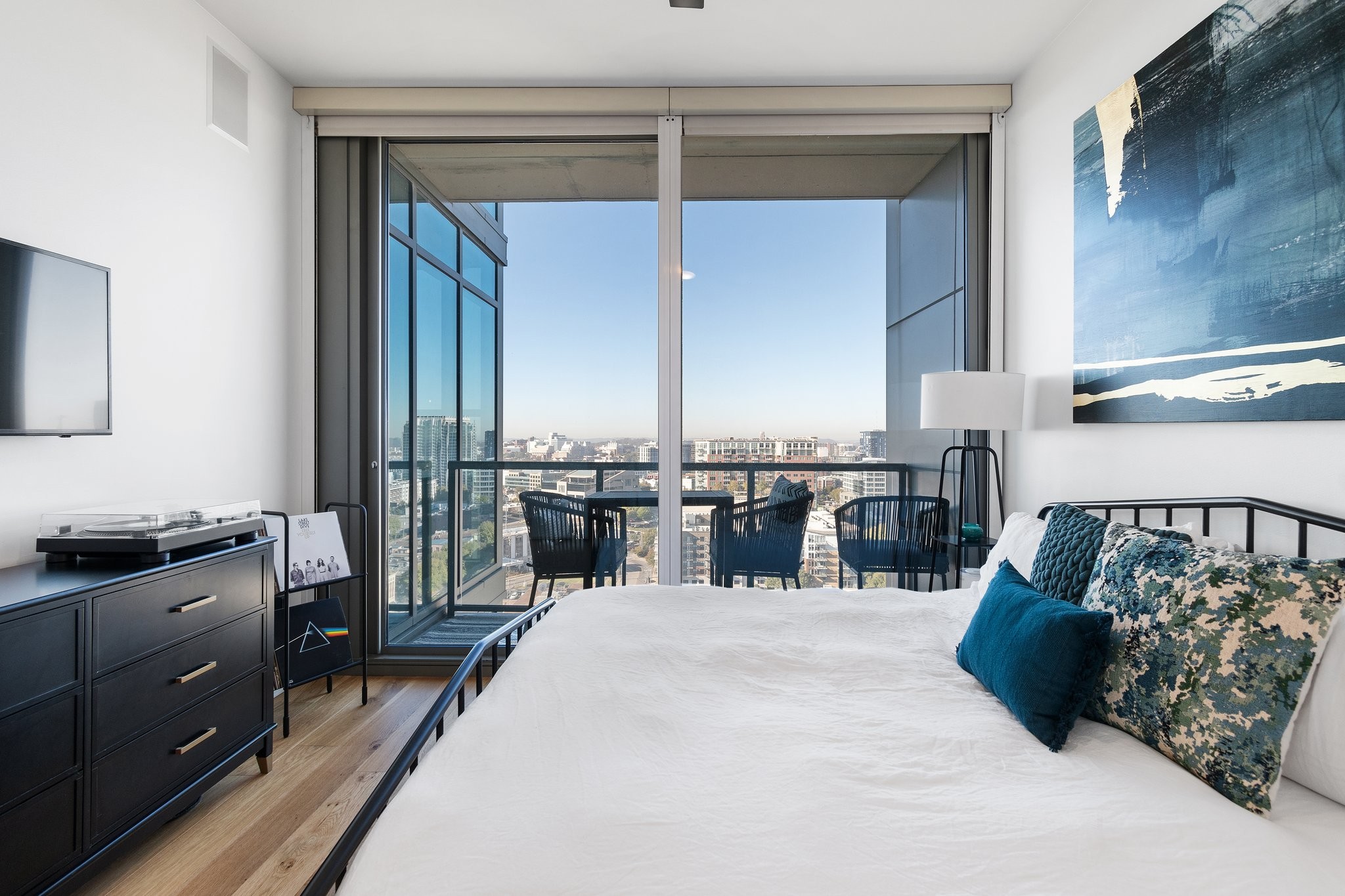 1212 Laurel St Unit: 2113