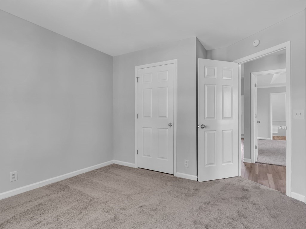 1704 Turfland Ct